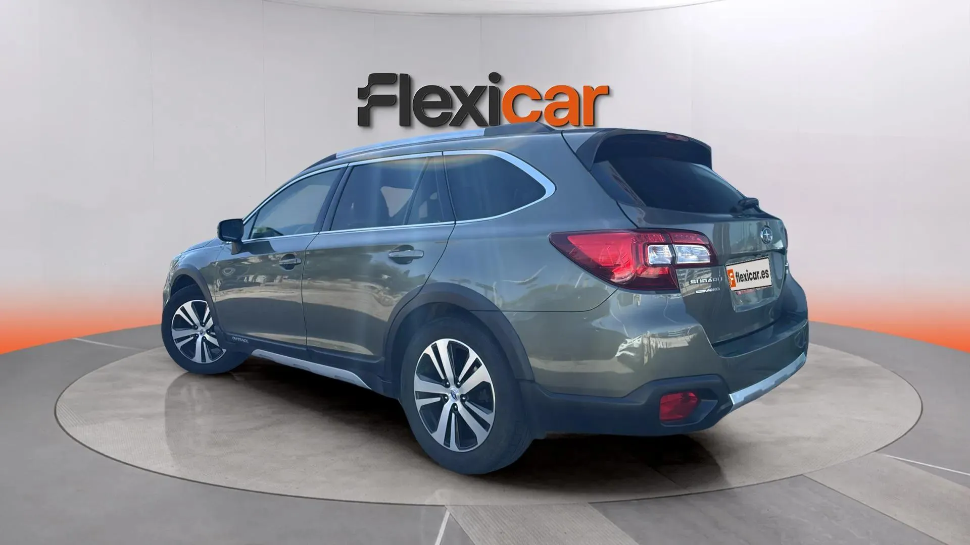 Subaru Outback 2.5i Executive Plus S CVT Lineartr. AWD - foto 5