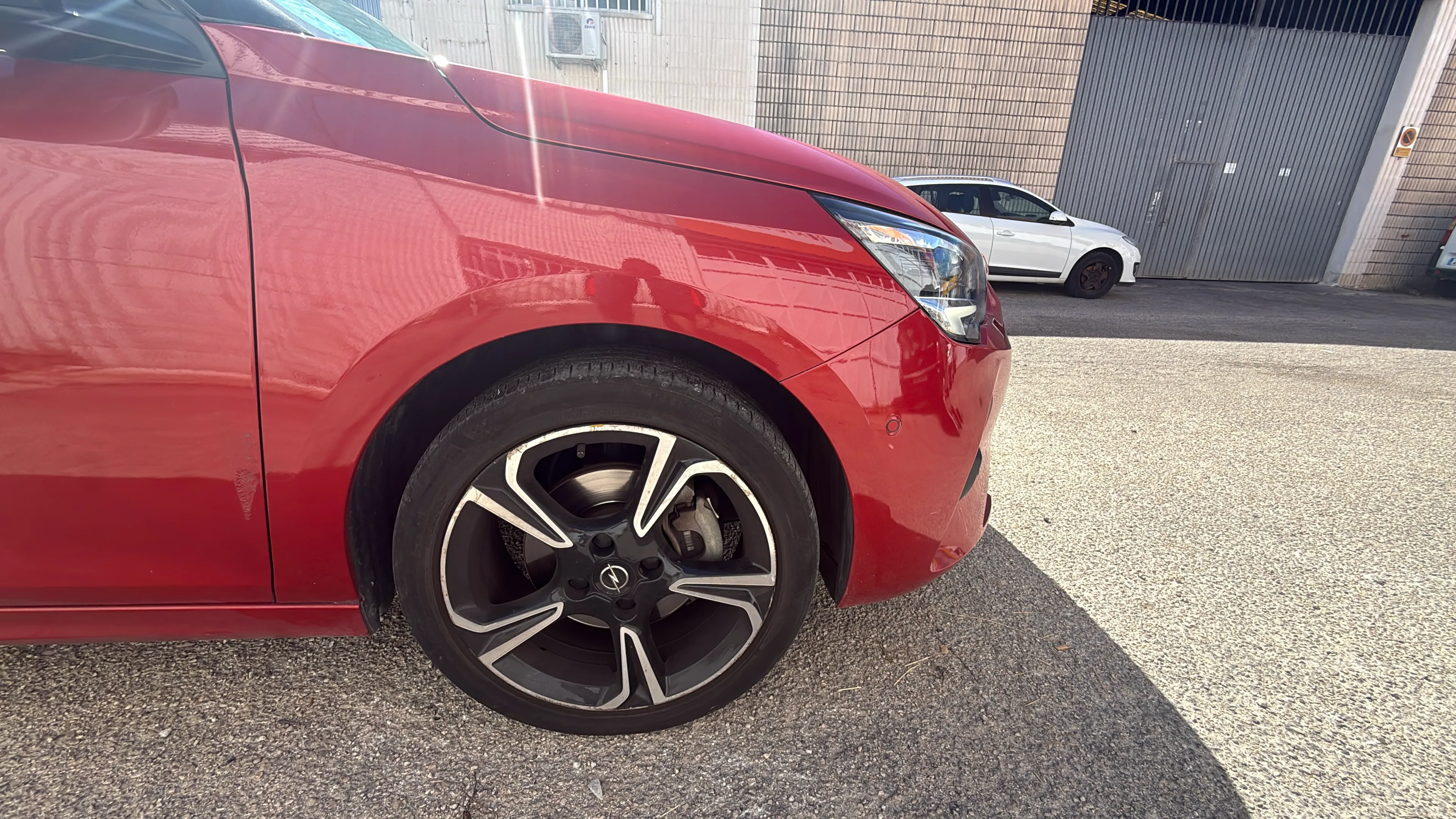 Opel Corsa 1.4 Turbo Color Edition - foto 23
