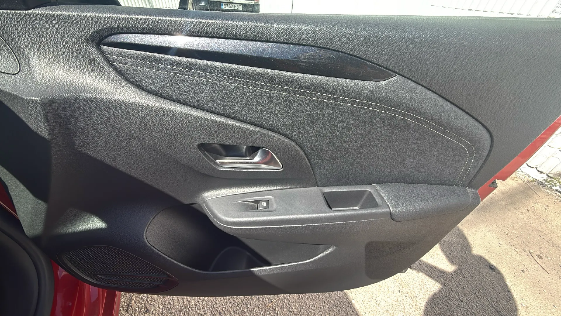 Opel Corsa 1.4 Turbo Color Edition - foto 16