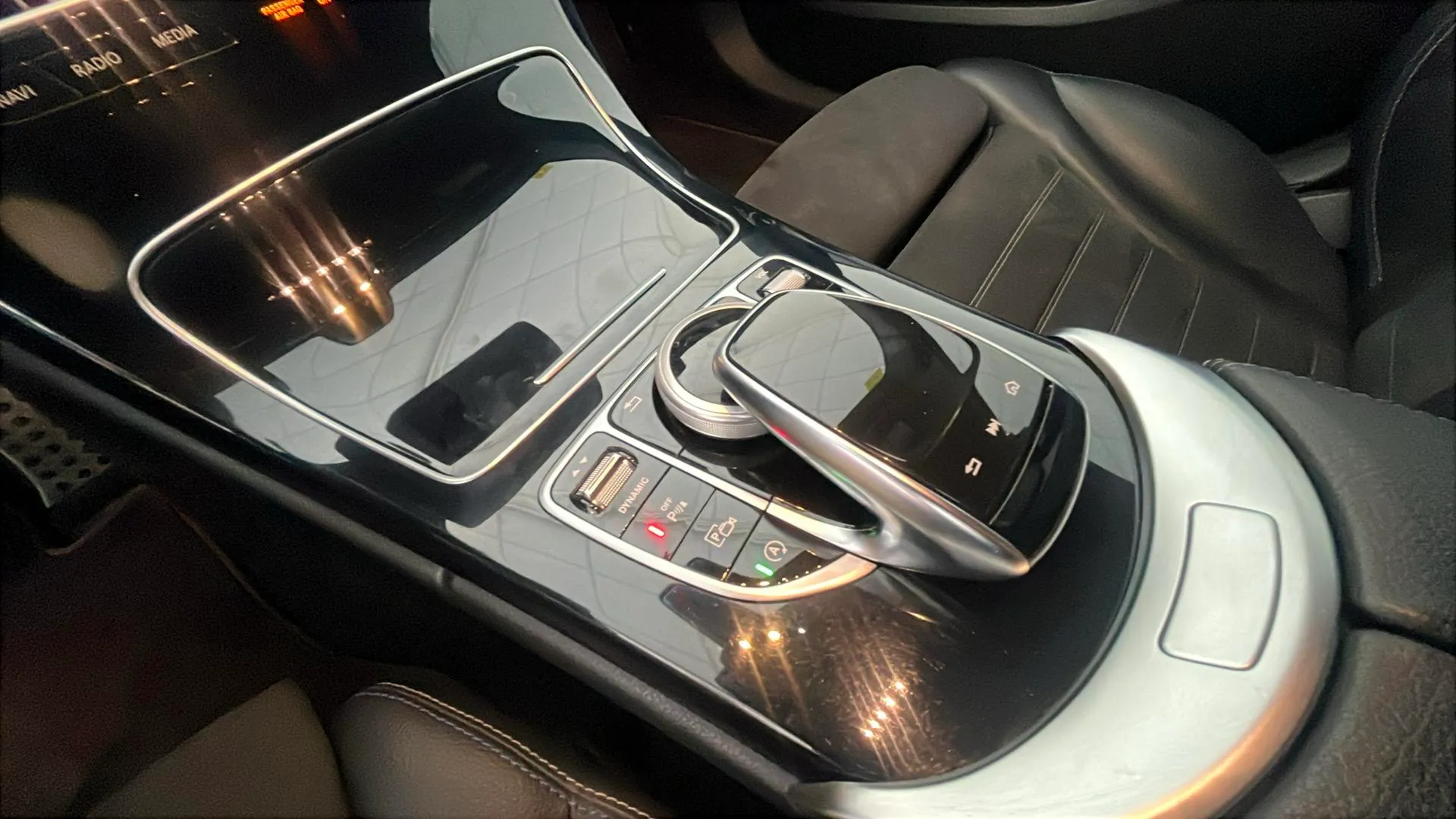 Mercedes-Benz Clase C C 200 - foto 31