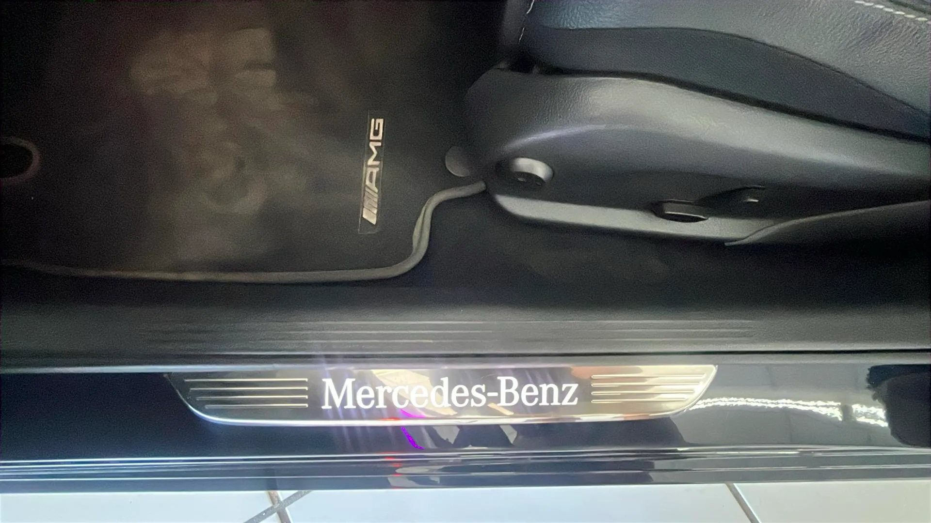 Mercedes-Benz Clase C C 200 - foto 24