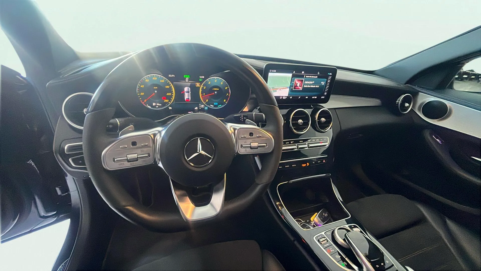 Mercedes-Benz Clase C C 200 - foto 16