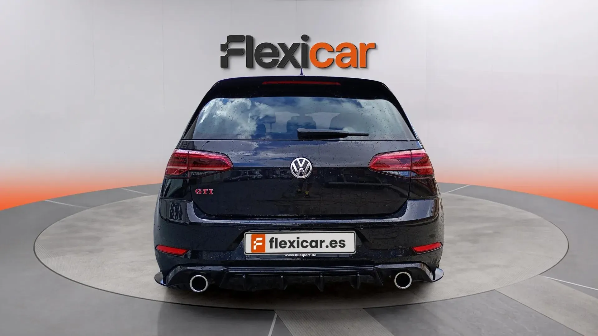 Volkswagen Golf GTI Performance 2.0 TSI - foto 5