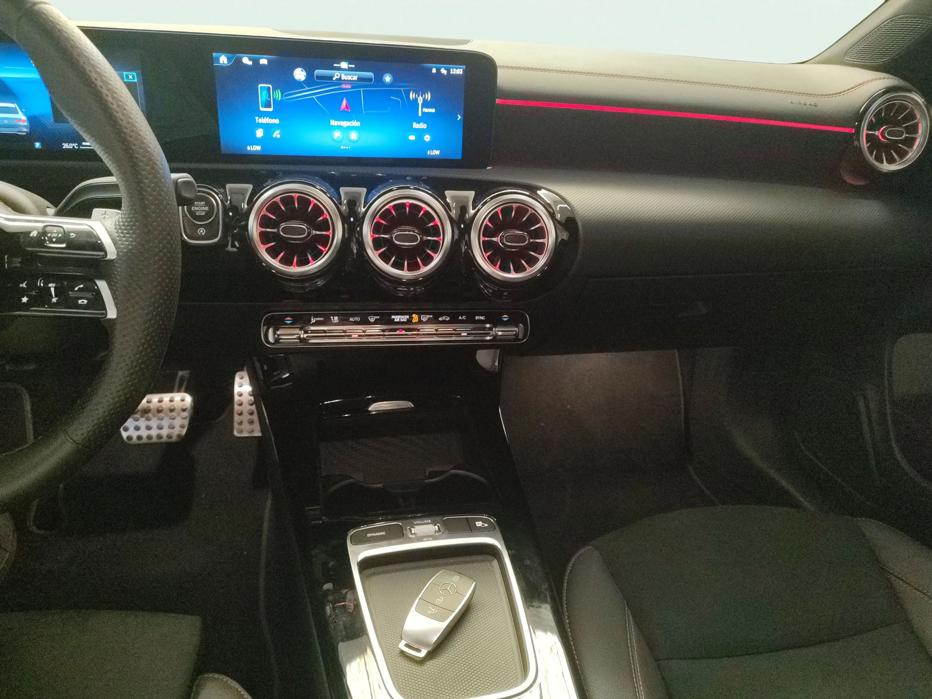 Mercedes-Benz CLA 200 - foto 17