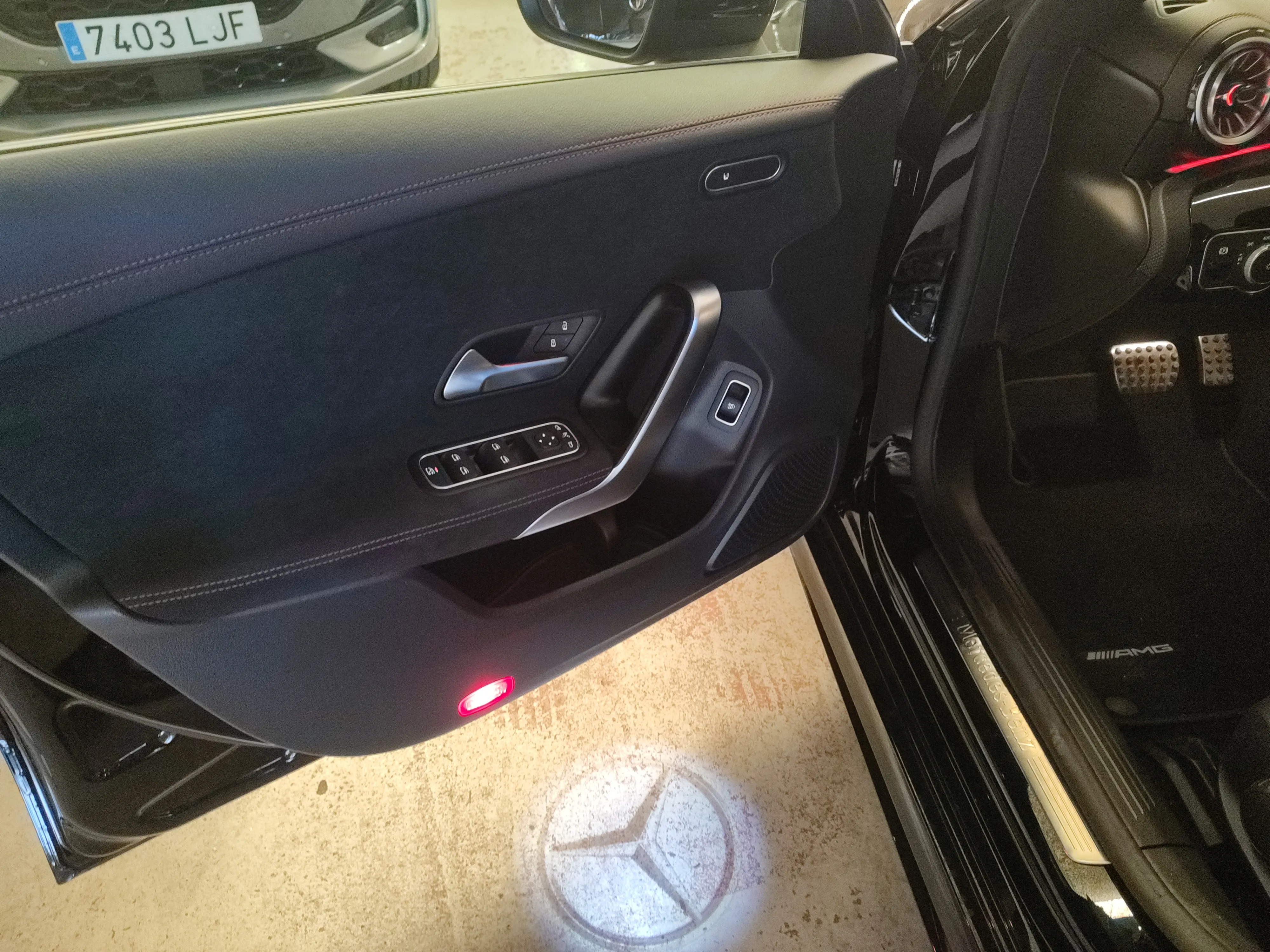 Mercedes-Benz CLA 200 - foto 15