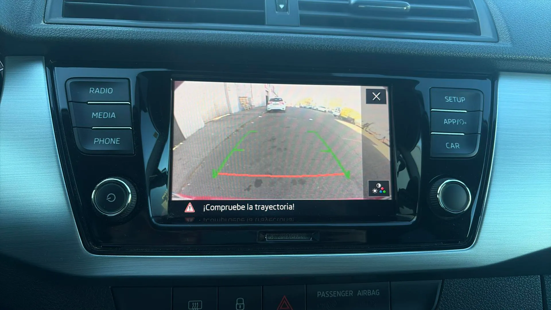Škoda Fabia 1.0 MPI Active - foto 28