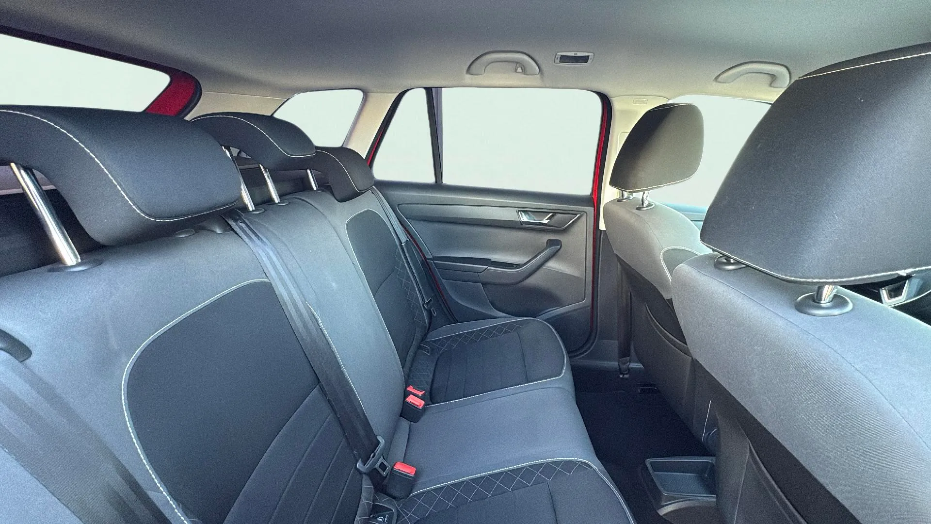 Škoda Fabia 1.0 MPI Active - foto 11