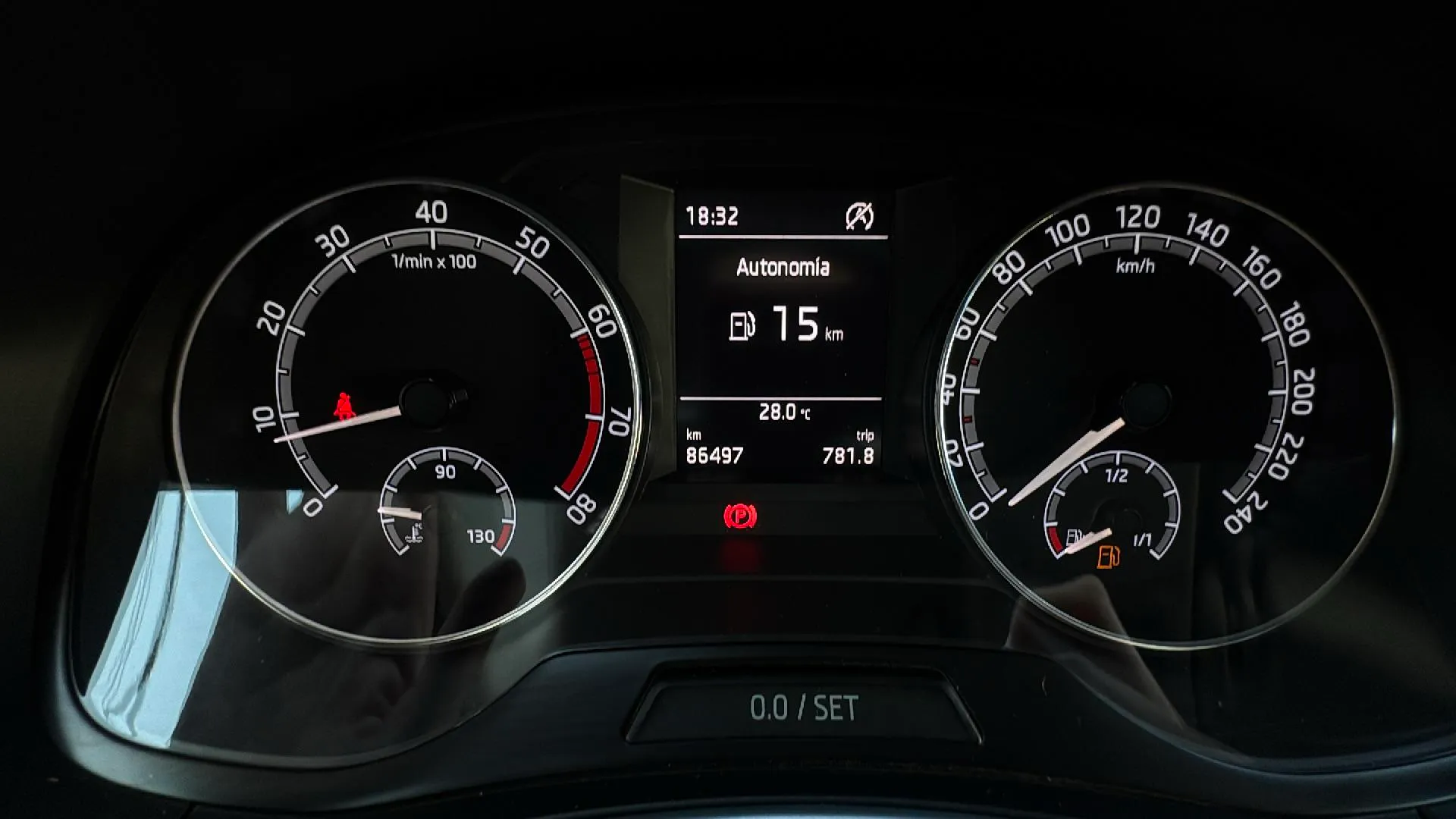 Škoda Fabia 1.0 MPI Active - foto 14