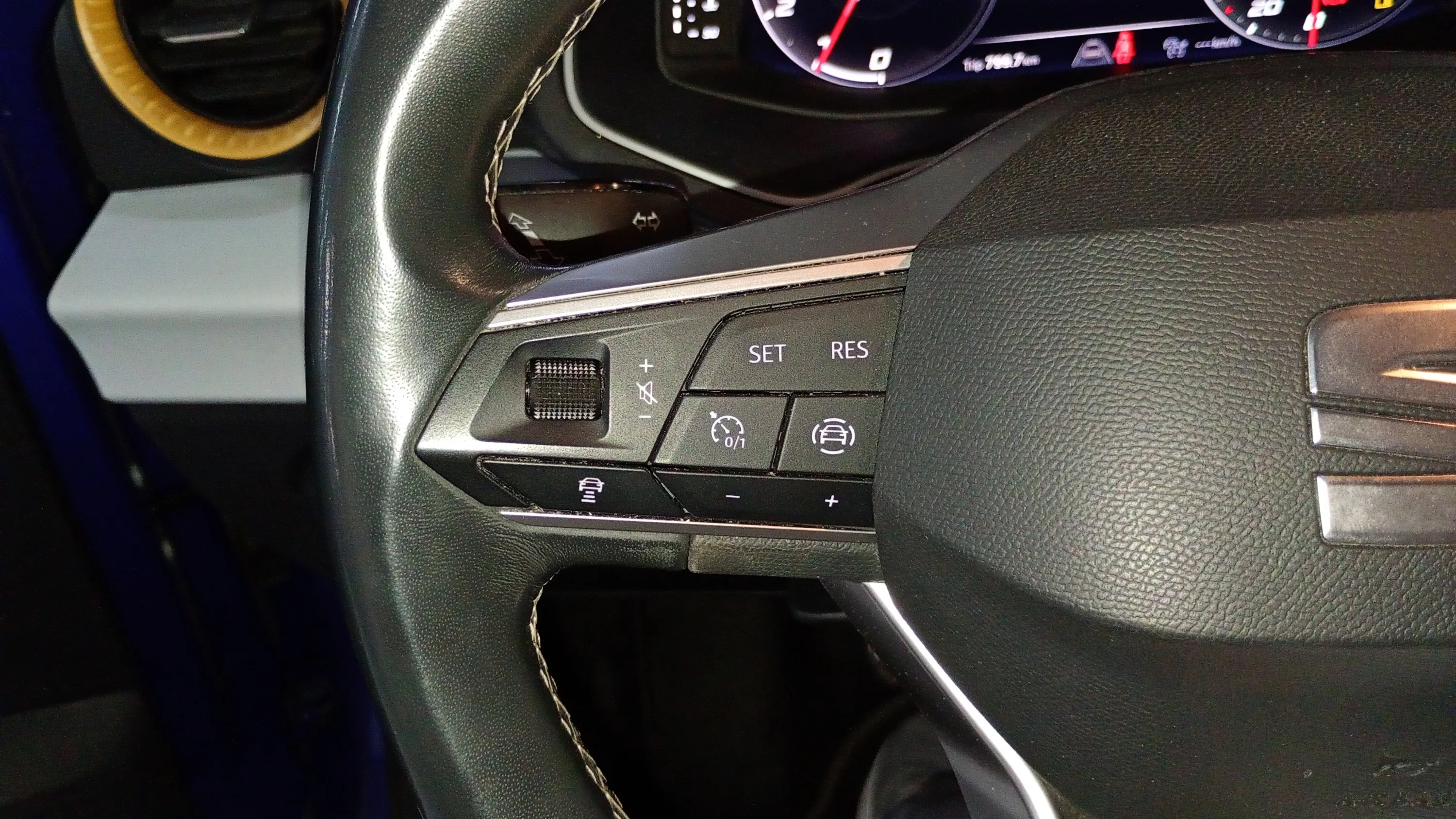 SEAT Arona 1.0 TSI Reference - foto 22