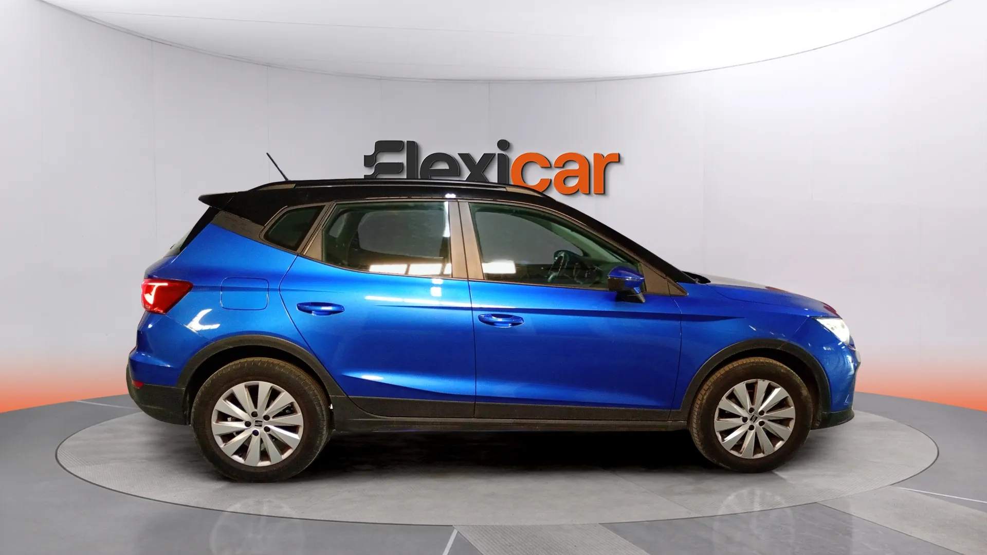 SEAT Arona 1.0 TSI Reference - foto 8