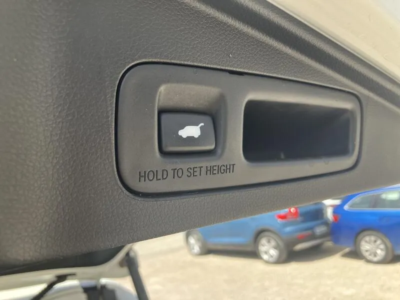 Honda CR-V 2.0 i-MMD 4x4 Executive - foto 23