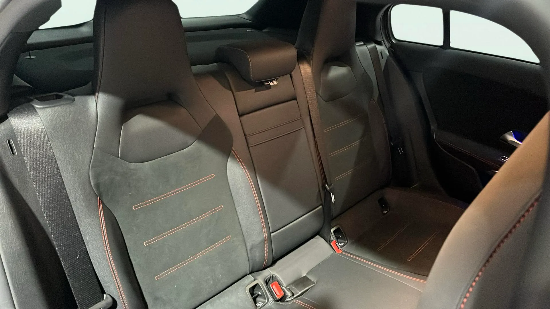 Mercedes-Benz Clase A A 250 e - foto 18