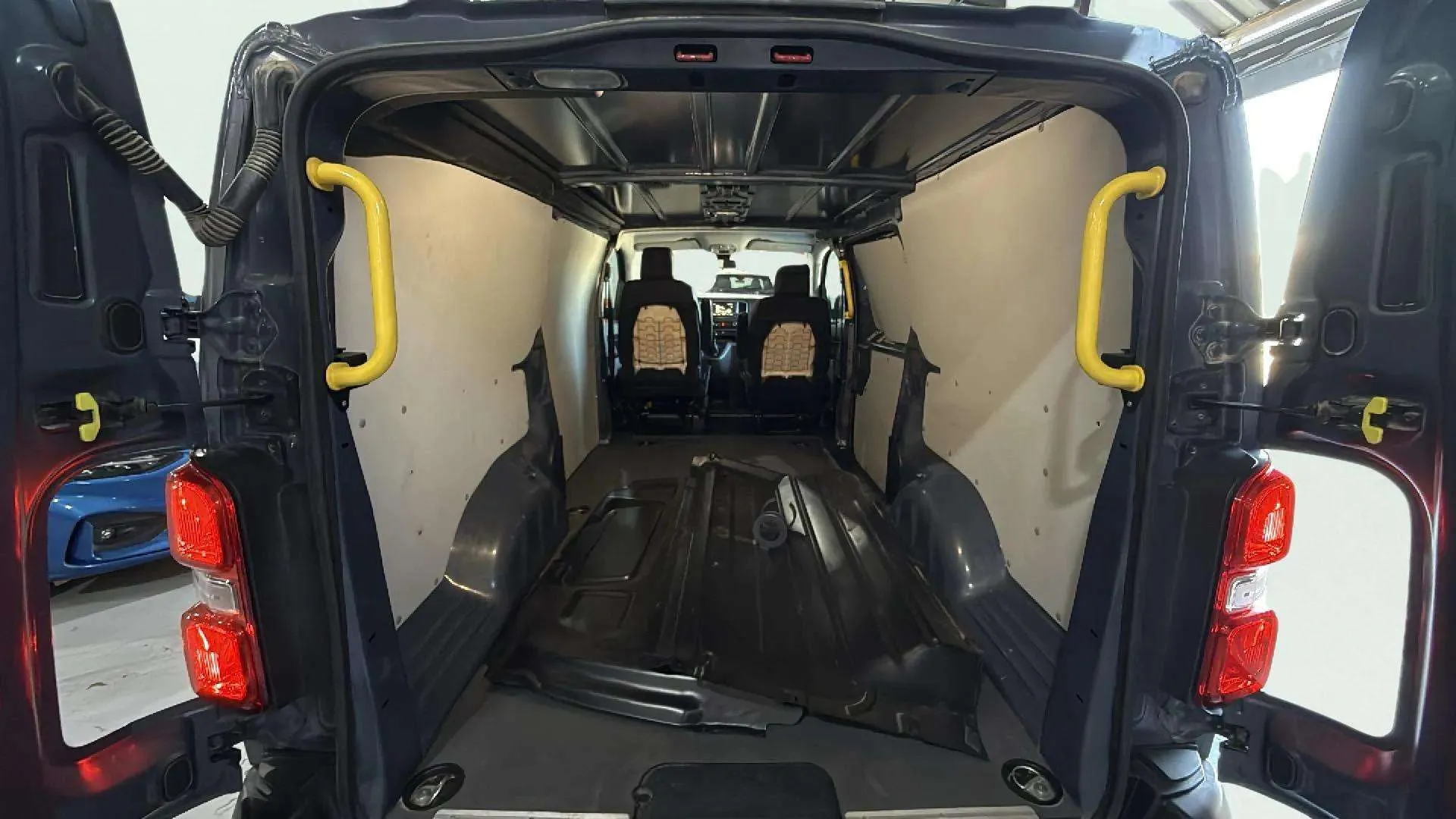 Opel Vivaro 1.5 - foto 6