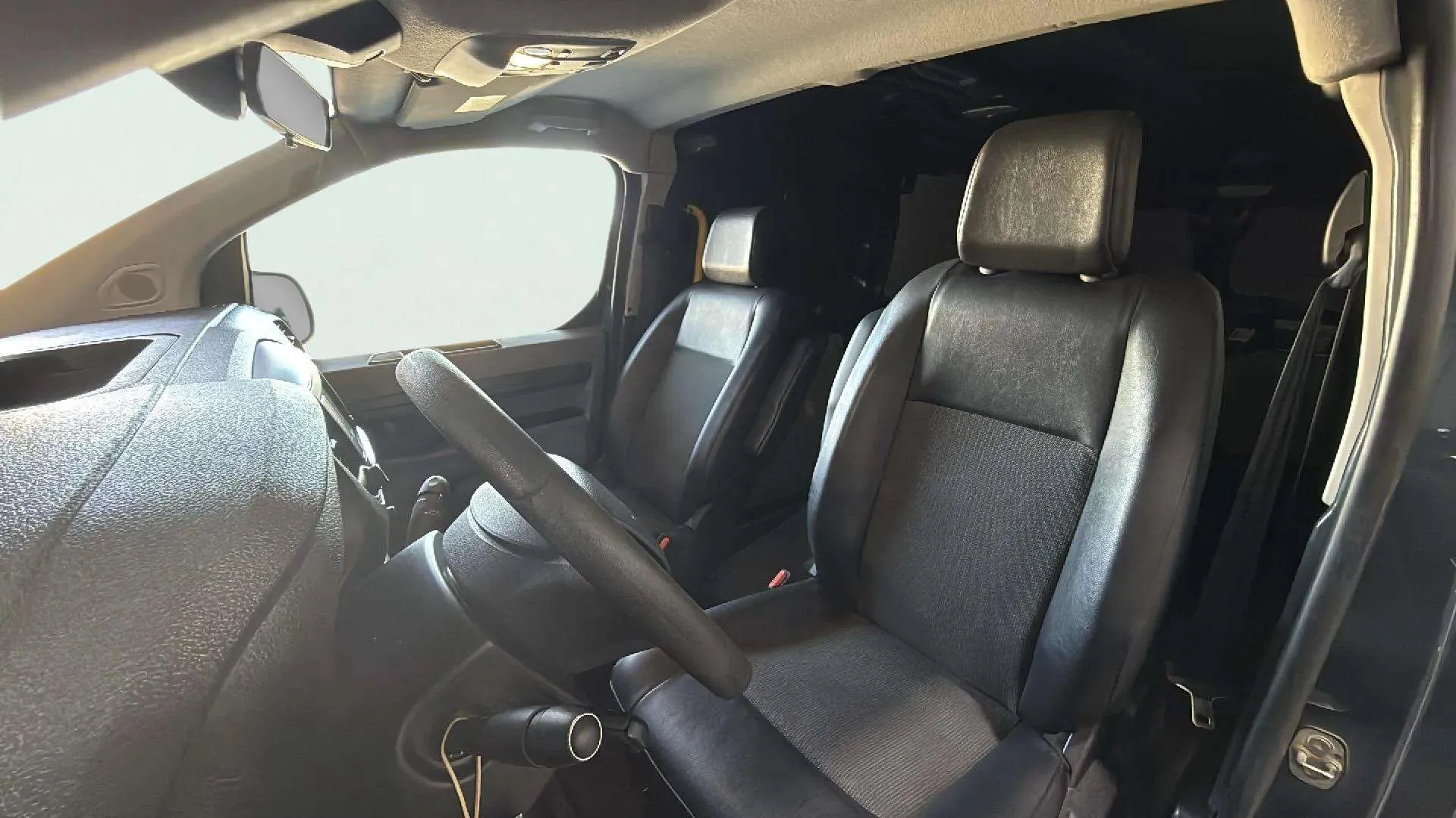Opel Vivaro 1.5 - foto 11