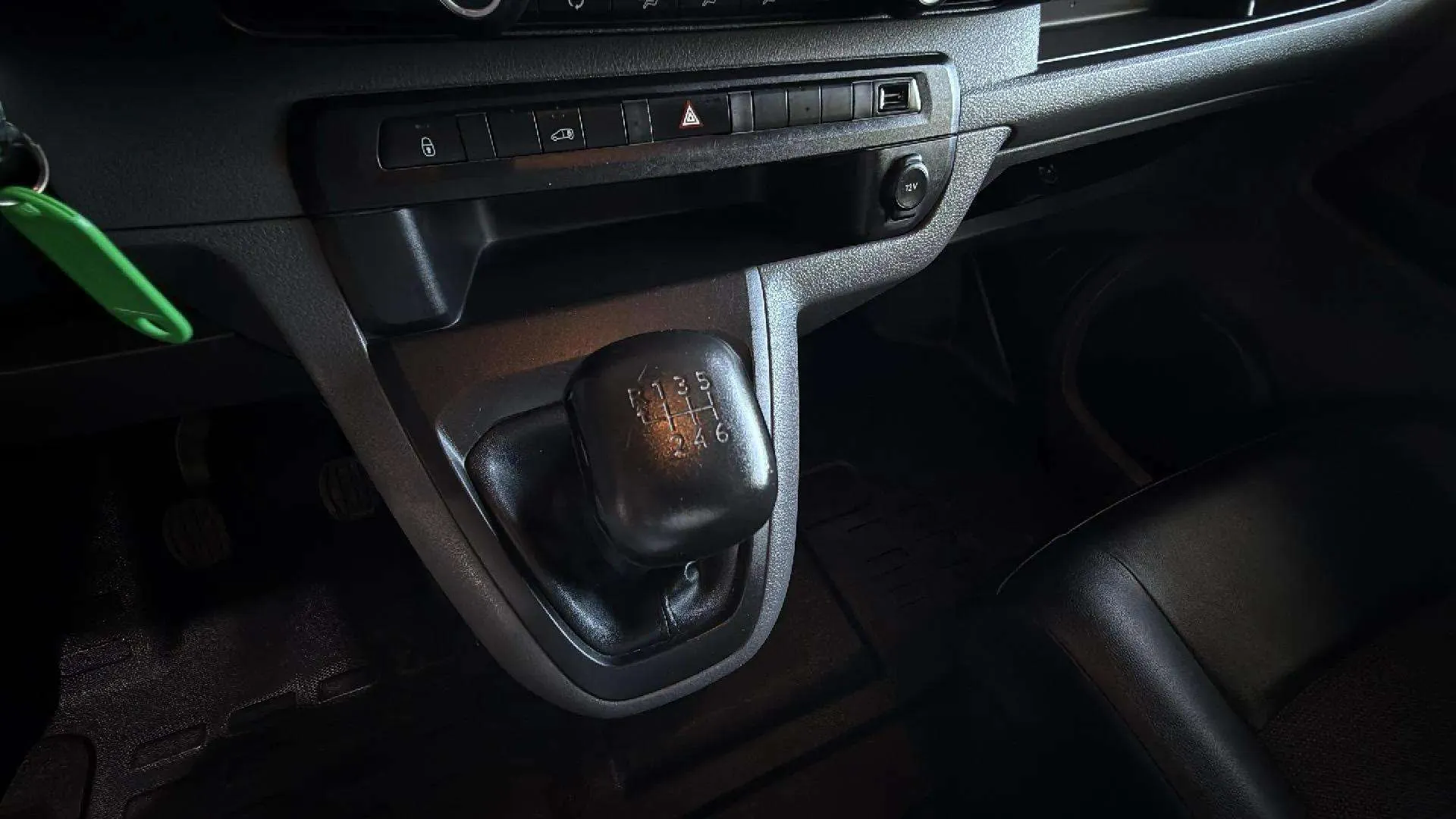 Opel Vivaro 1.5 - foto 10