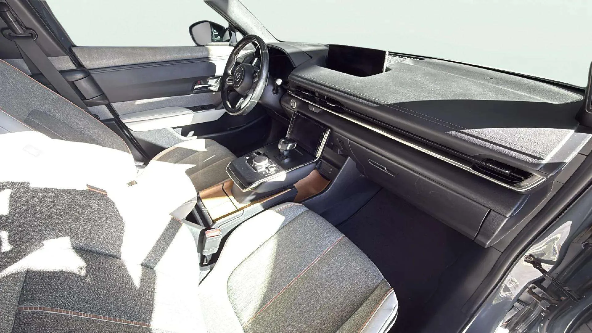 Mazda MX-30 e-Skyactiv Advantage Industrial V - foto 12