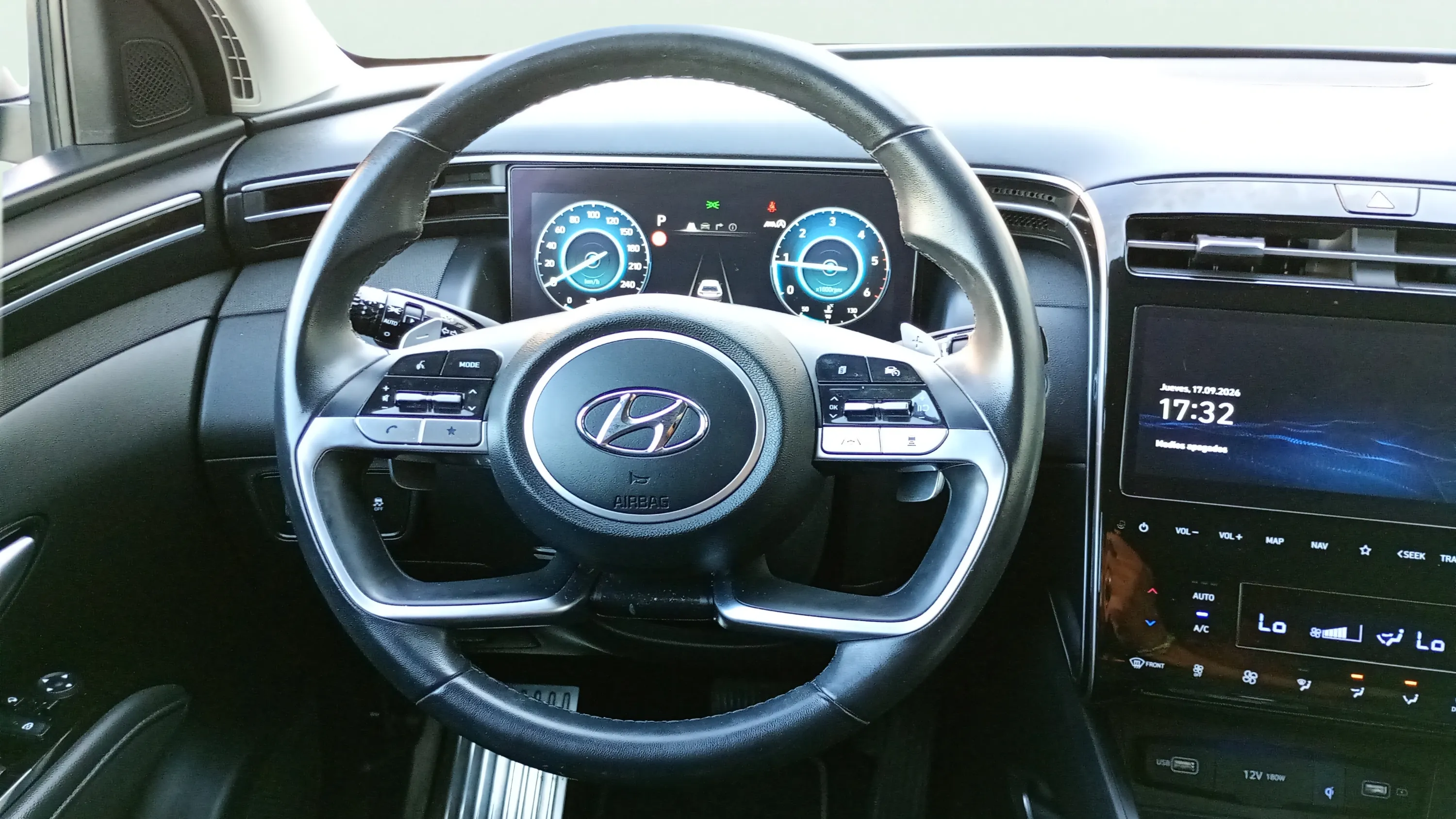 Hyundai Tucson 1.6 CRDi 48V Maxx DCT - foto 8