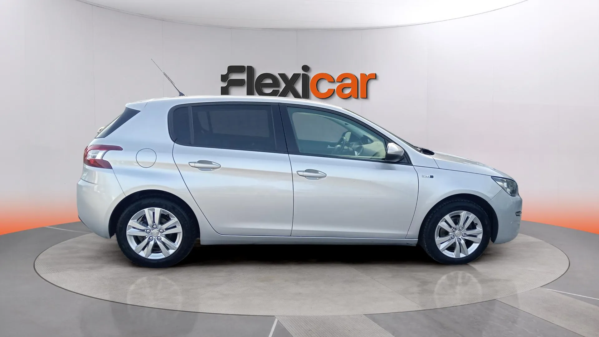 Peugeot 308 Active PureTech 130 - foto 12