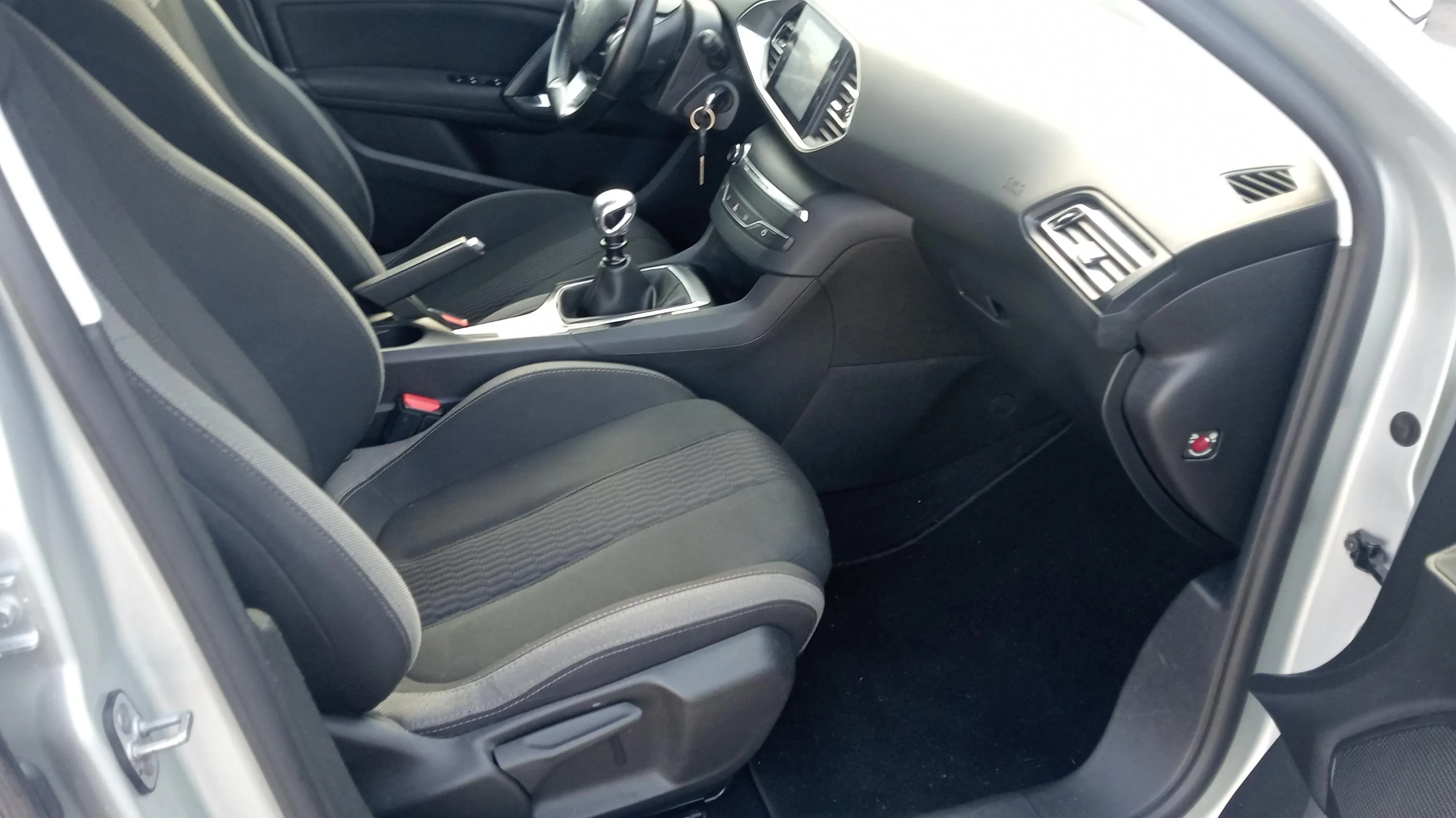 Peugeot 308 Active PureTech 130 - foto 17