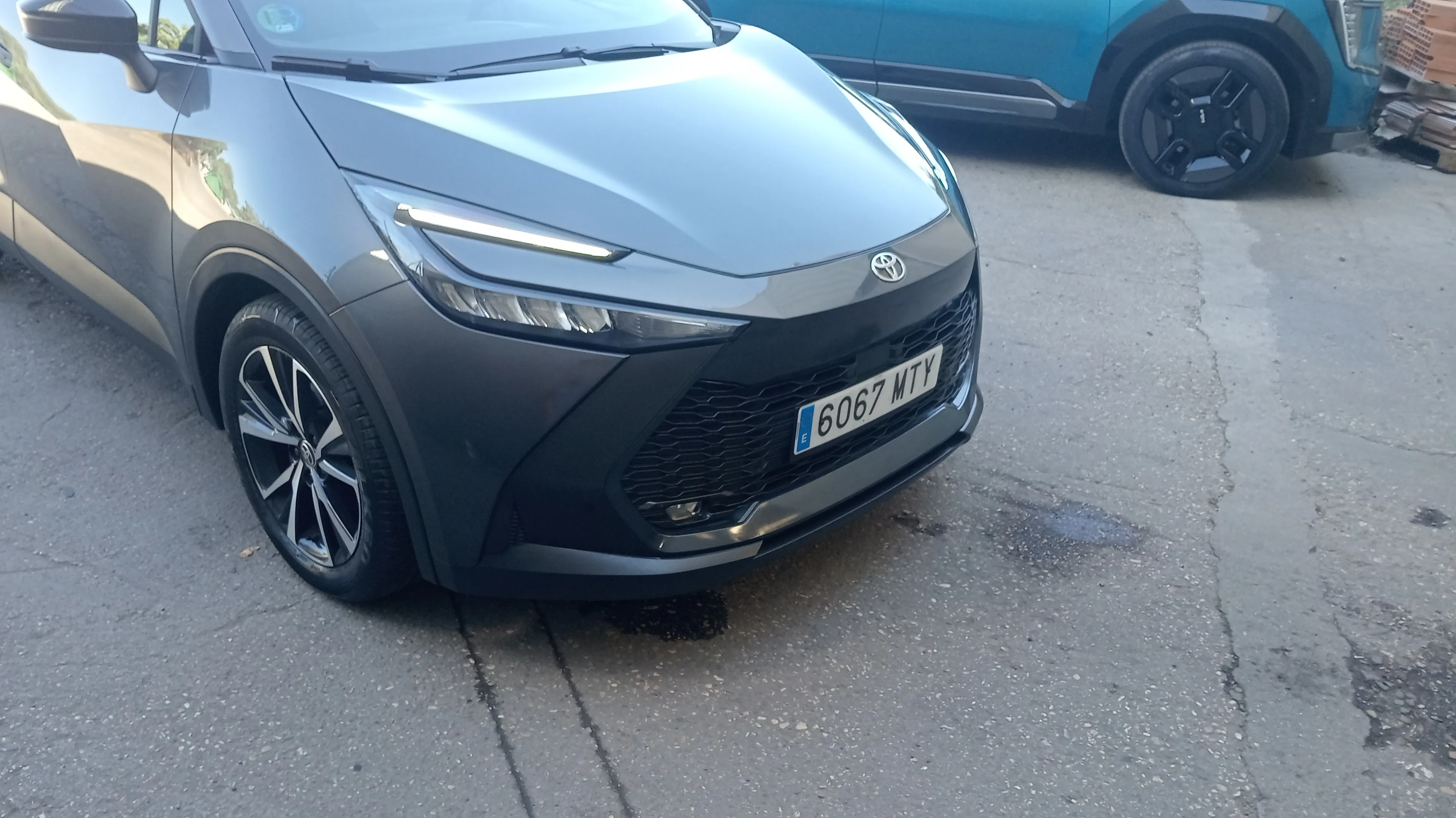Toyota C-HR 1.8 140H Advance - foto 14