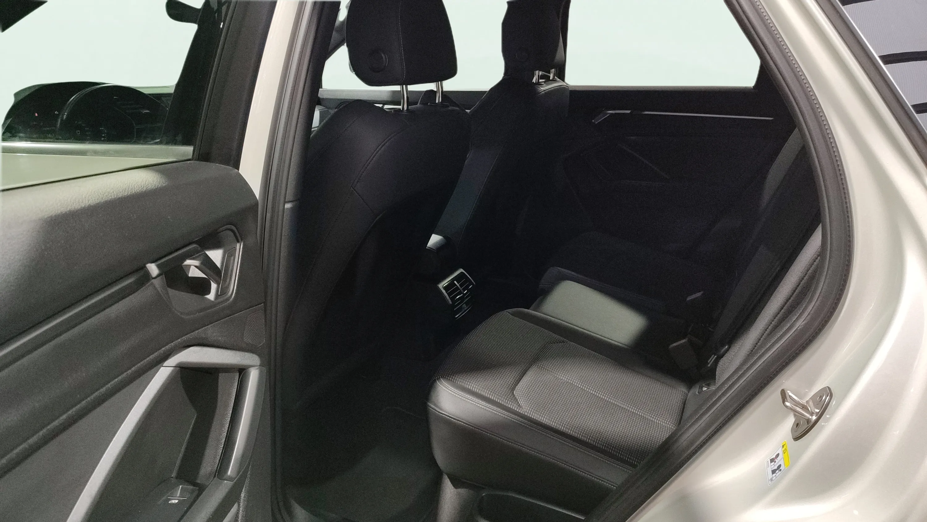 Audi Q3 35 TDI quattro - foto 19