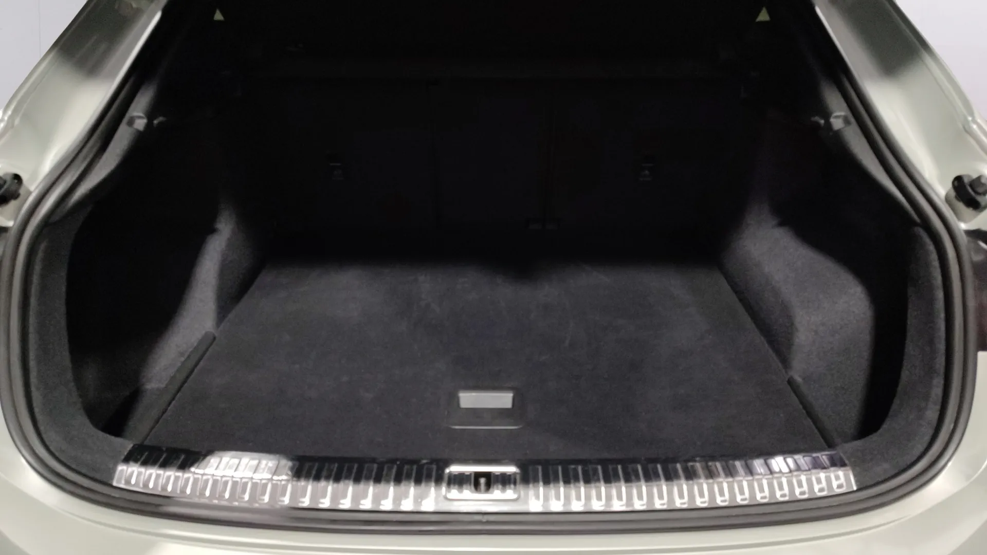 Audi Q3 35 TDI quattro - foto 21