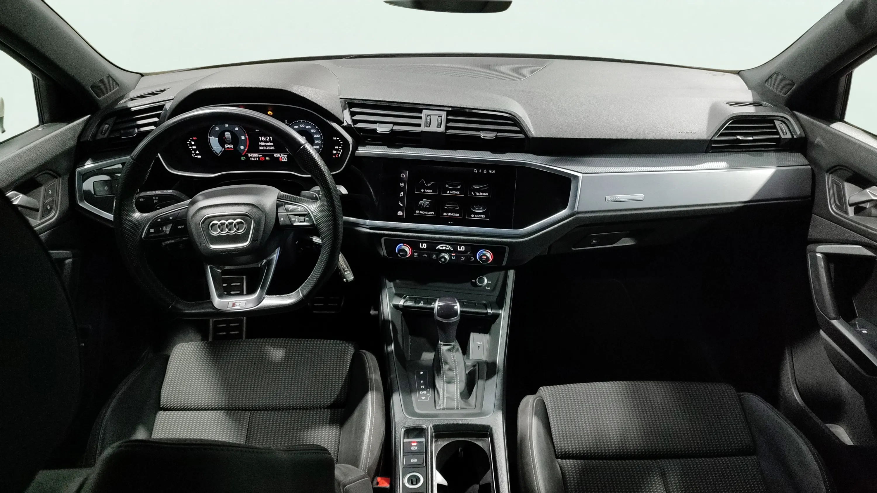 Audi Q3 35 TDI quattro - foto 9