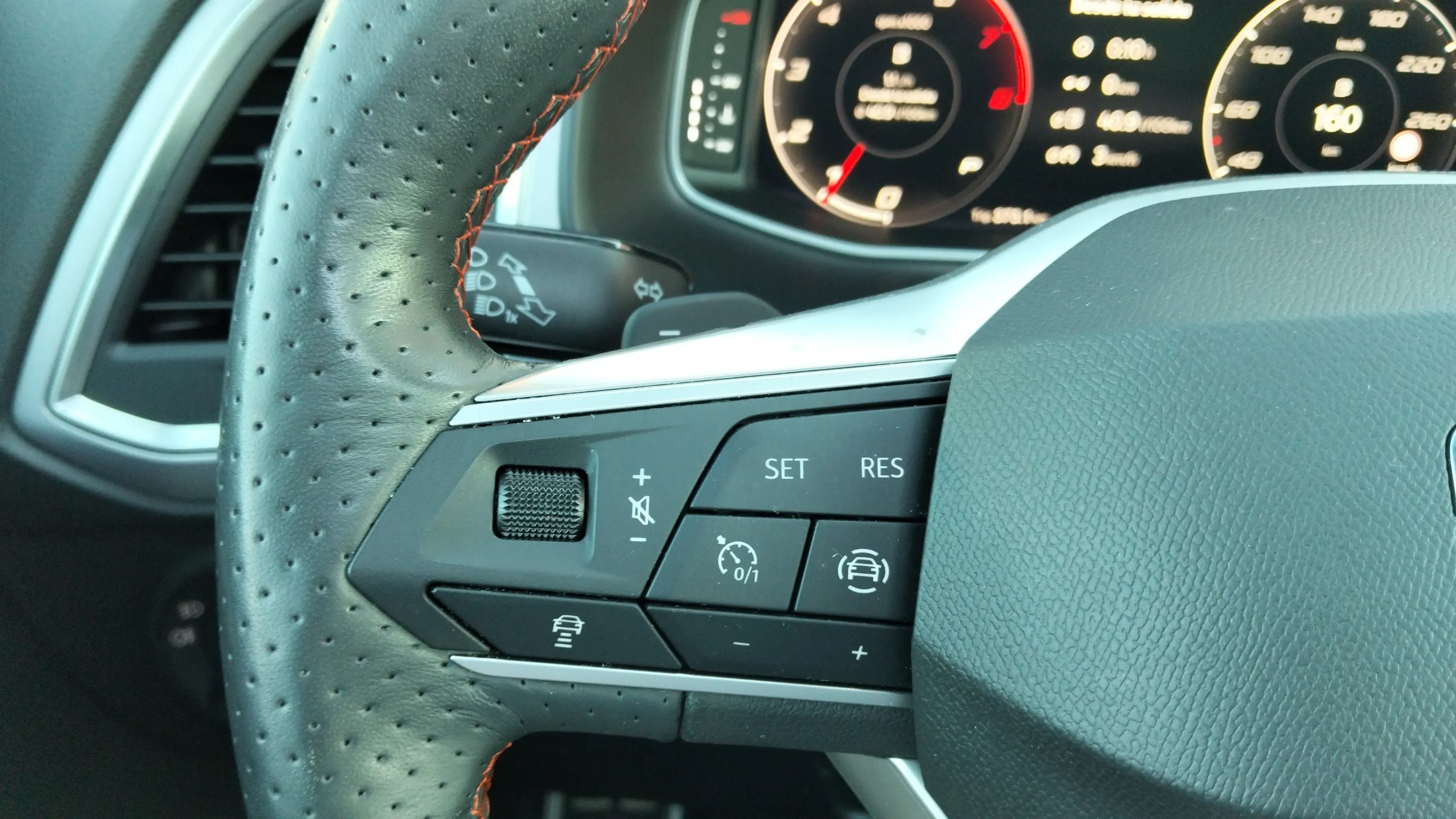 SEAT Ateca 1.5 TSI DSG FR Go - foto 11
