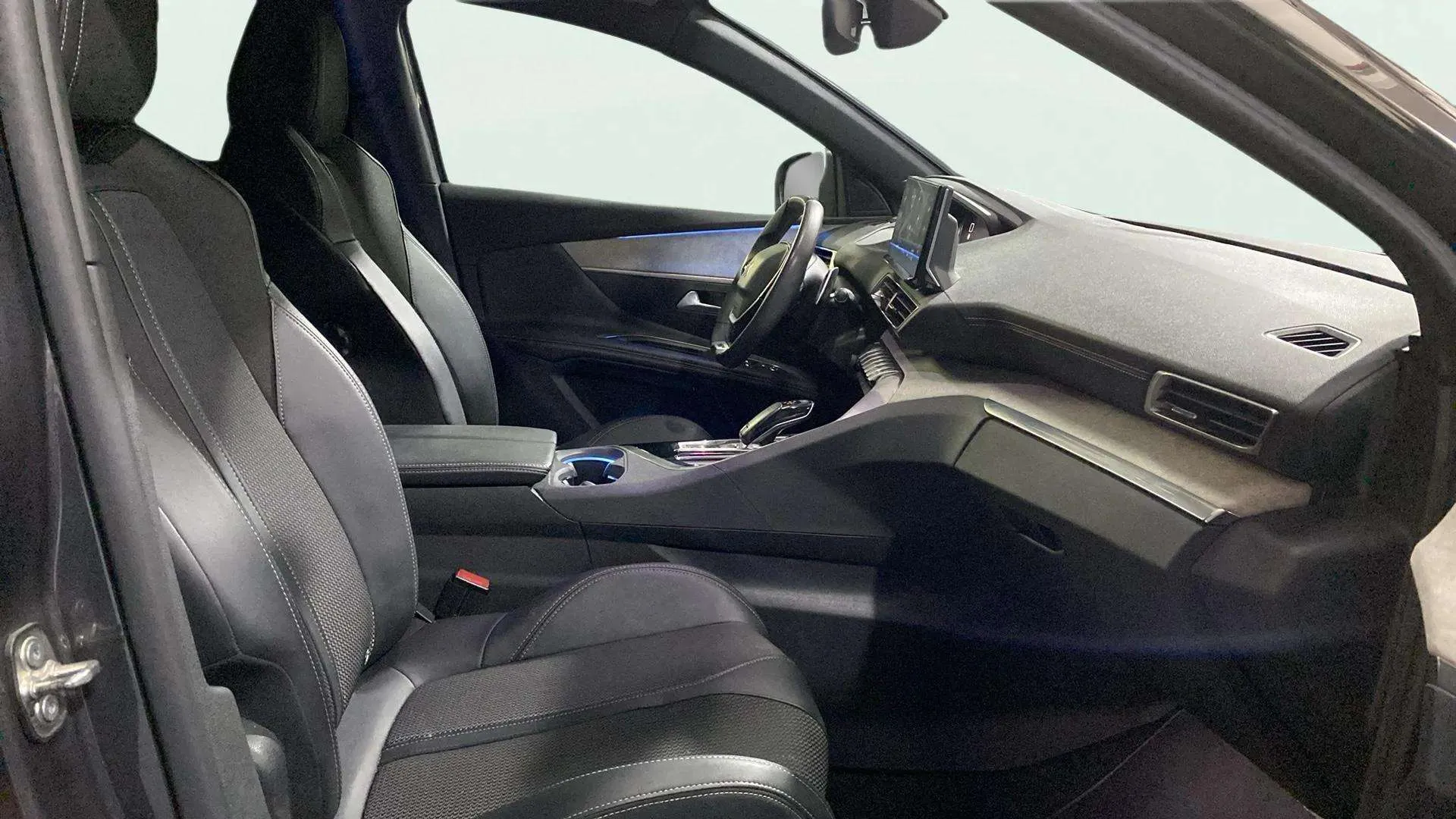 Peugeot 3008 1.5 BlueHDi GT EAT8 - foto 9