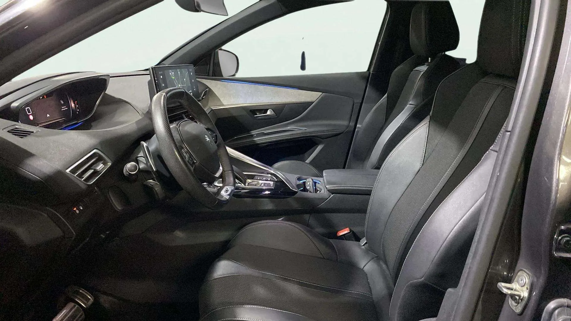 Peugeot 3008 1.5 BlueHDi GT EAT8 - foto 7