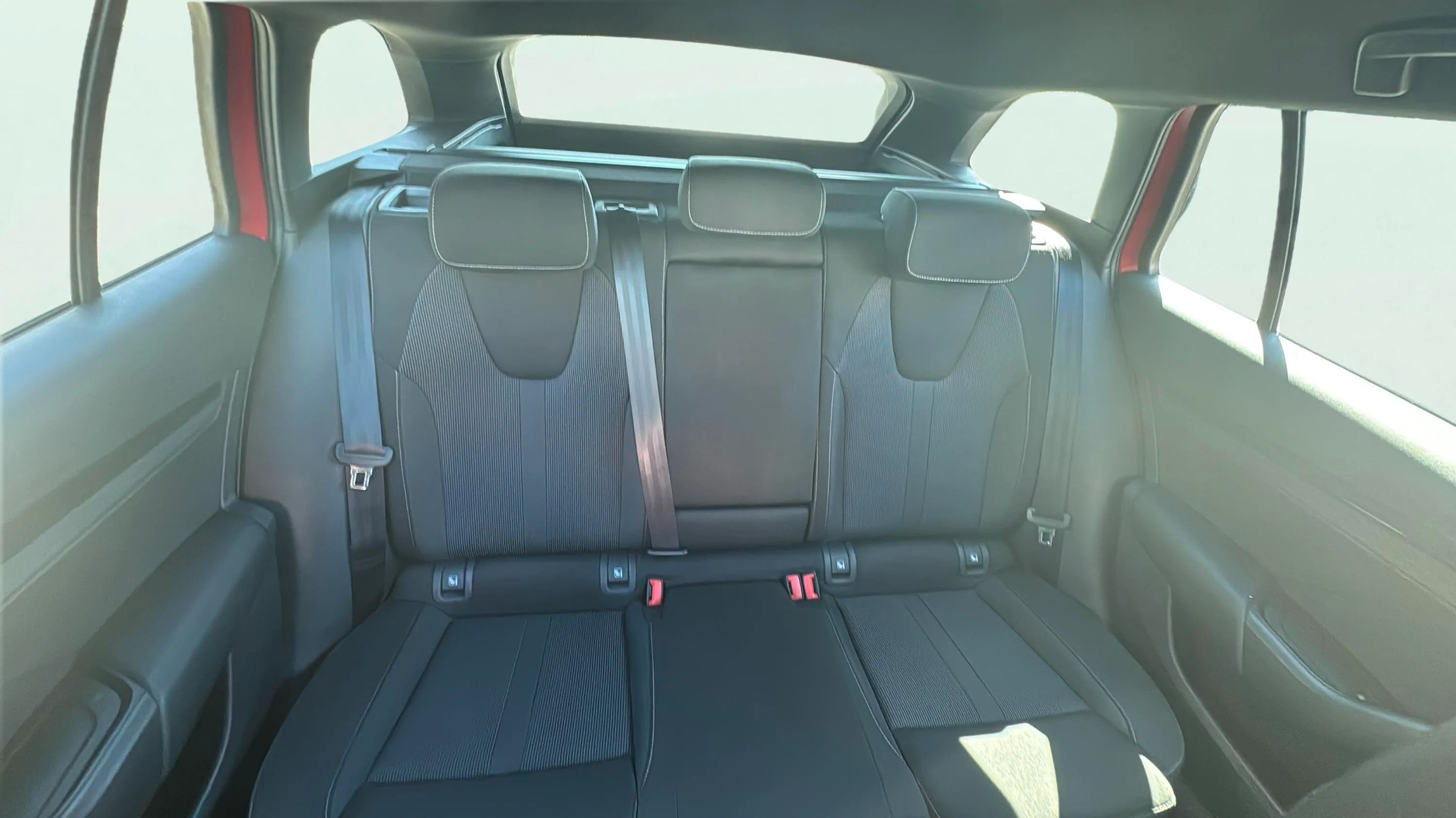 Škoda Octavia Combi 1.5 TSI DSG m-HEV Sport - foto 16