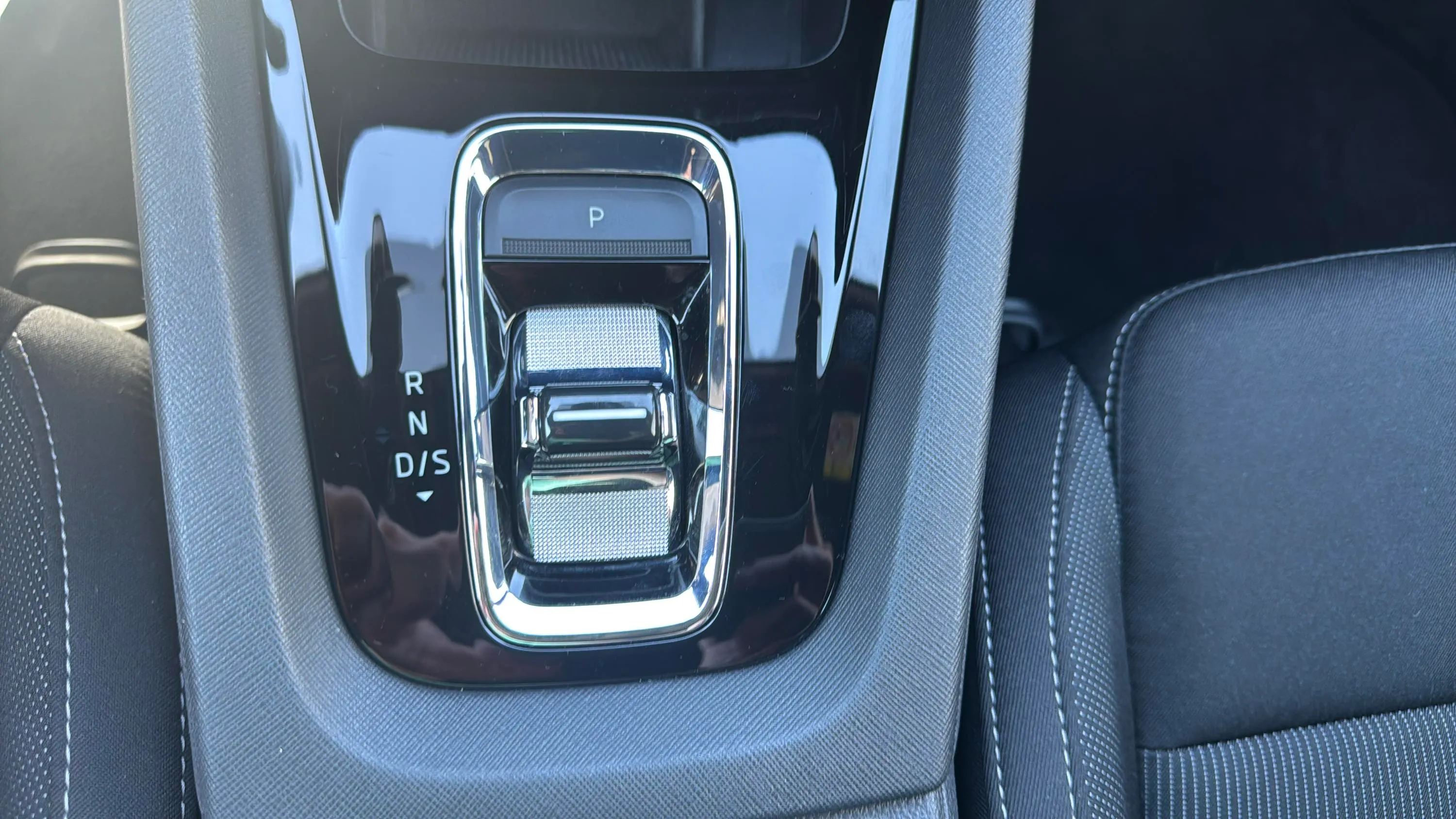 Škoda Octavia Combi 1.5 TSI DSG m-HEV Sport - foto 19