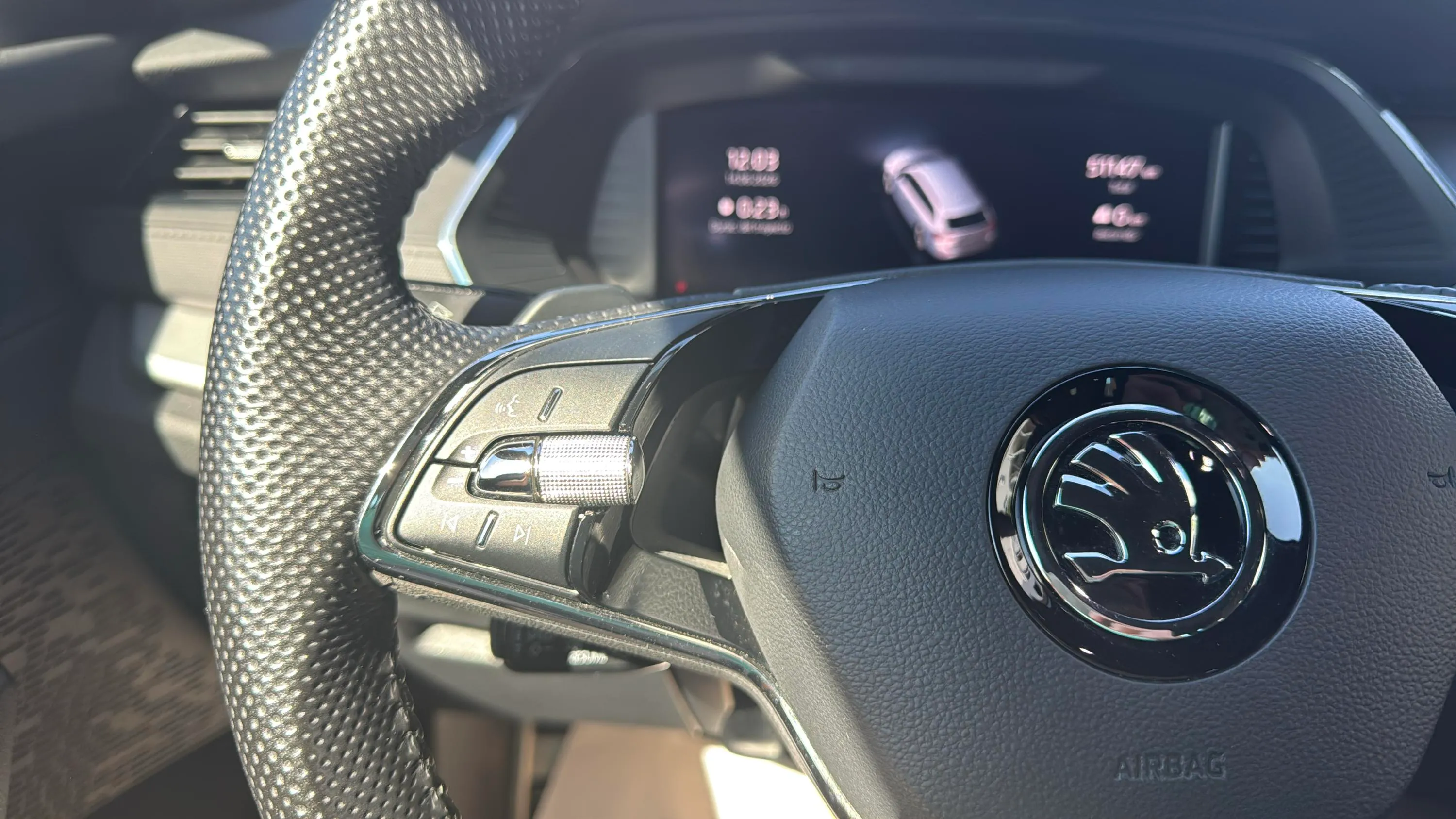 Škoda Octavia Combi 1.5 TSI DSG m-HEV Sport - foto 17