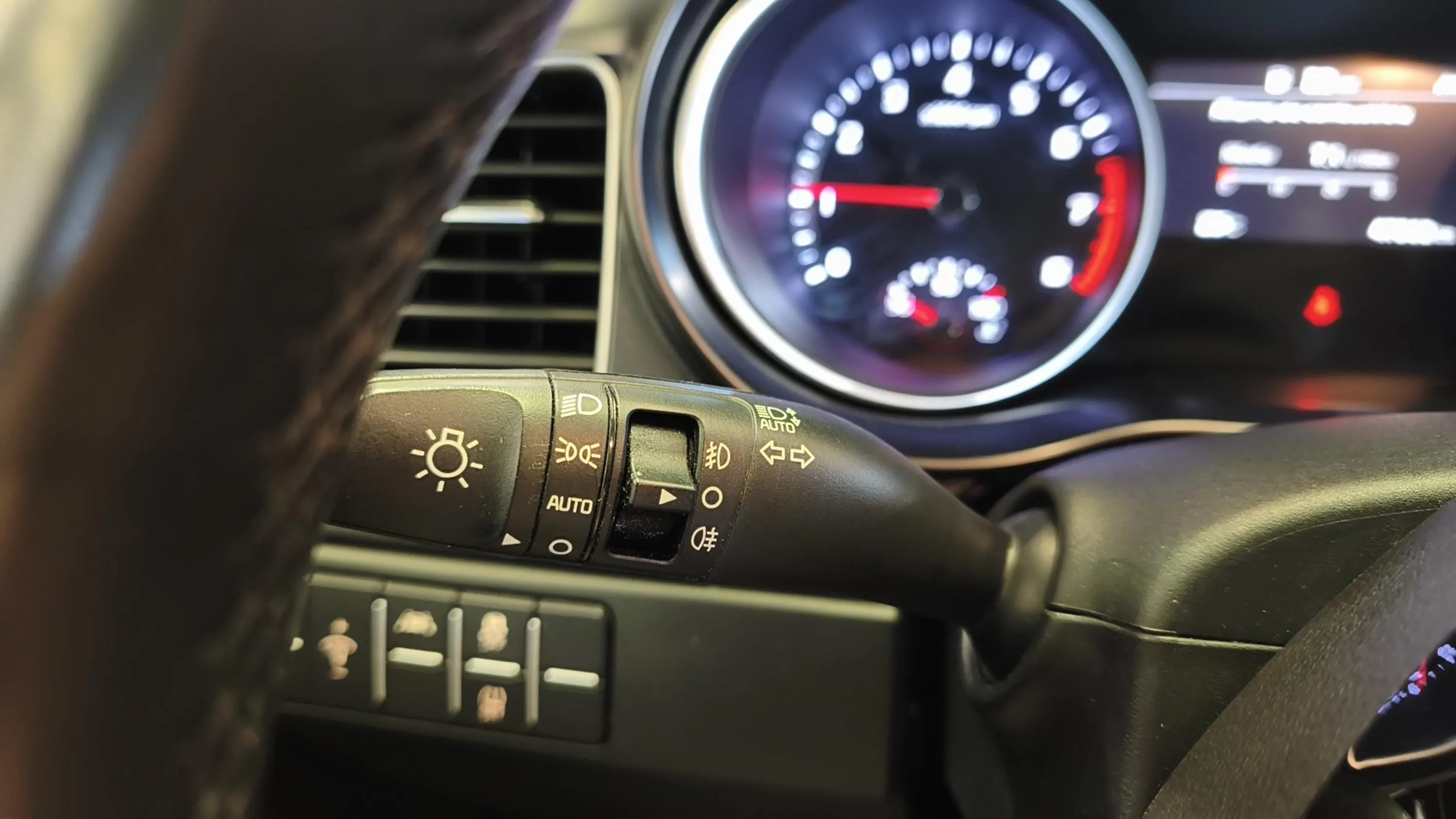 Kia XCeed 1.0 T-GDi Drive - foto 19
