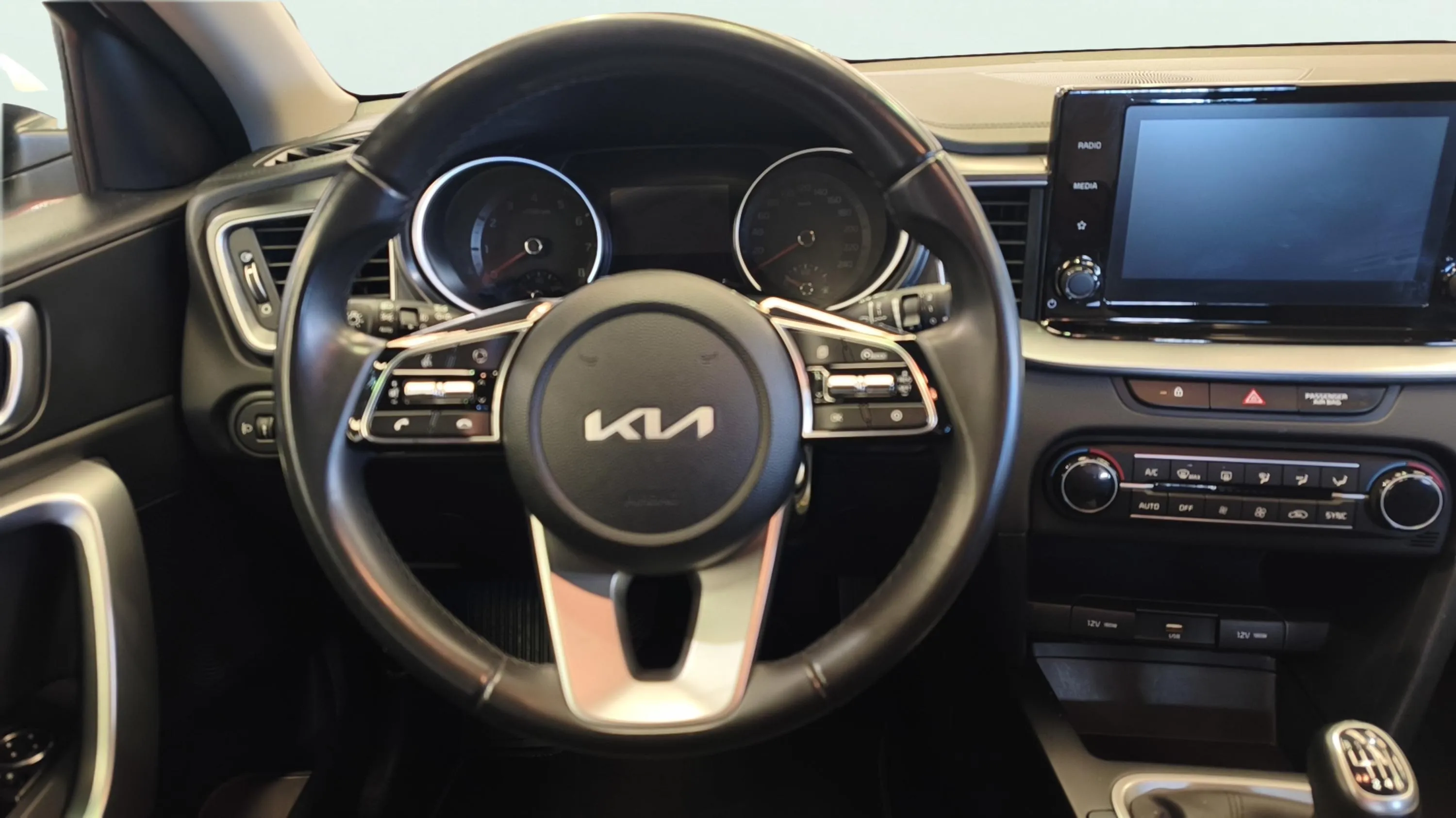Kia XCeed 1.0 T-GDi Drive - foto 16