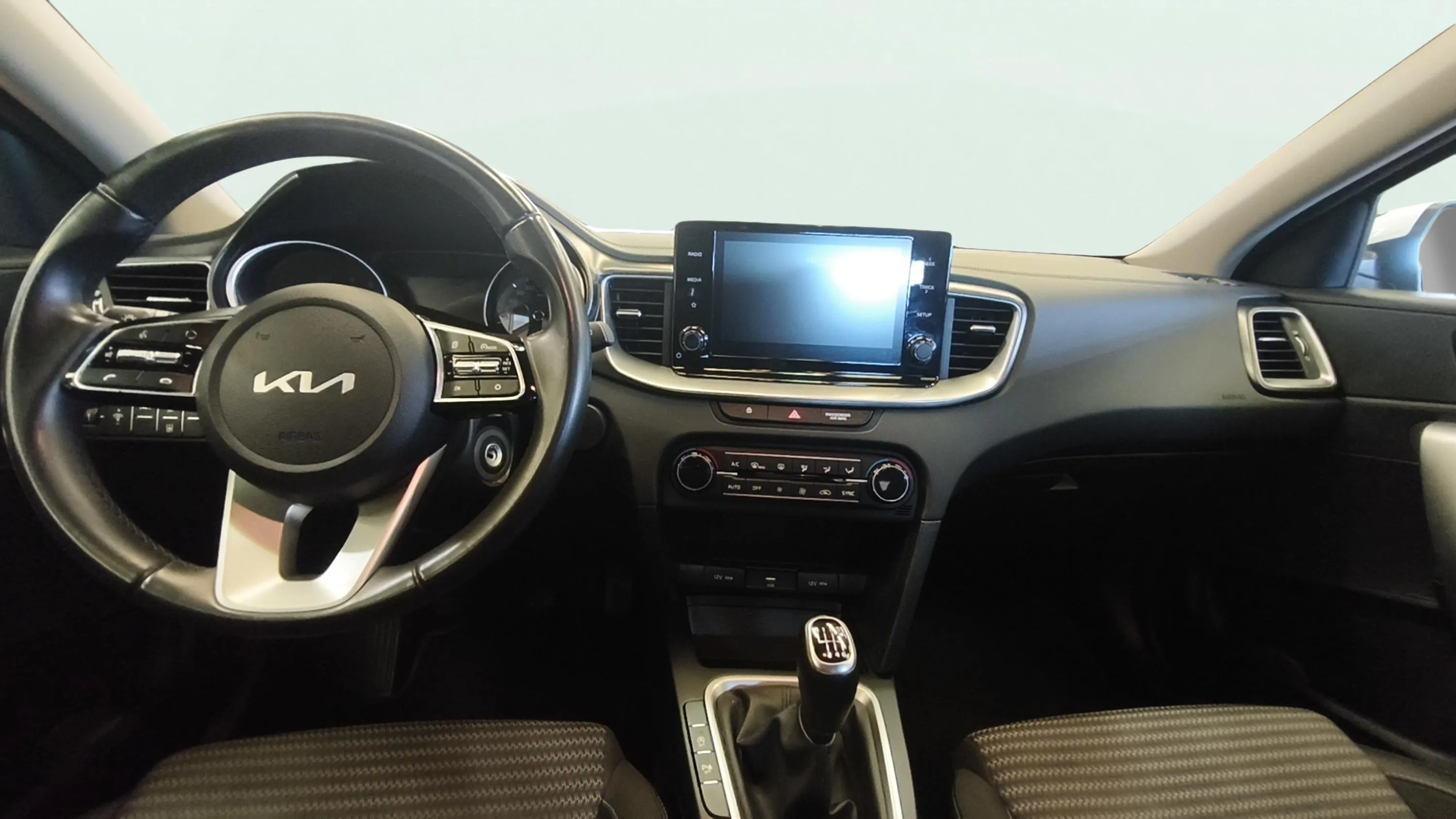 Kia XCeed 1.0 T-GDi Drive - foto 15