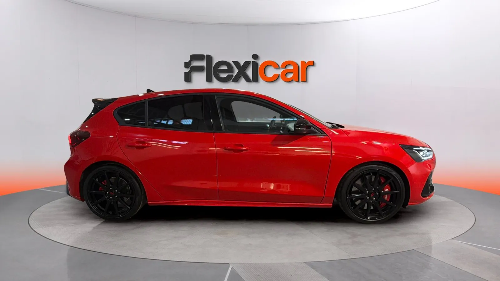 Ford Focus 2.3 EcoBoost ST - foto 2