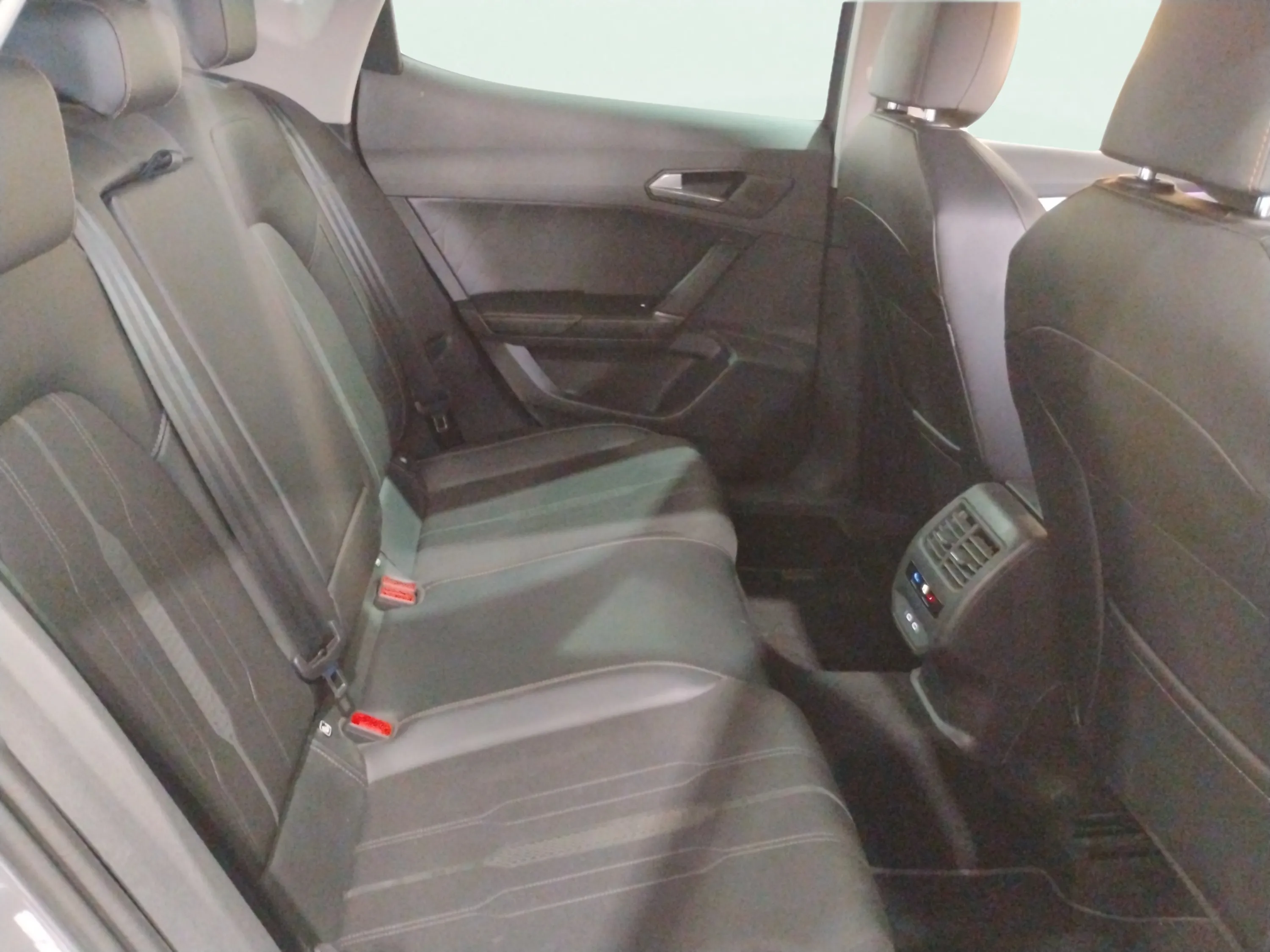 Cupra Formentor 1.5 TSI - foto 14