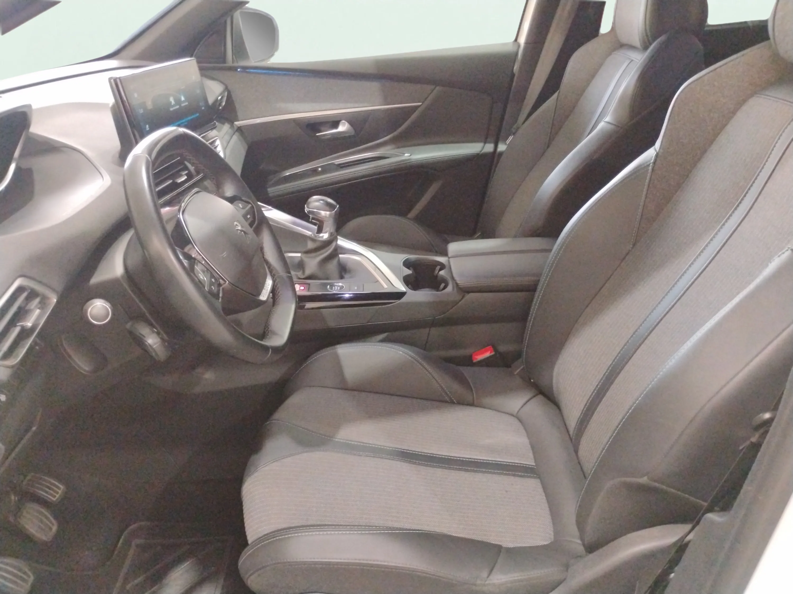 Peugeot 5008 1.2 PureTech Allure Pack - foto 19