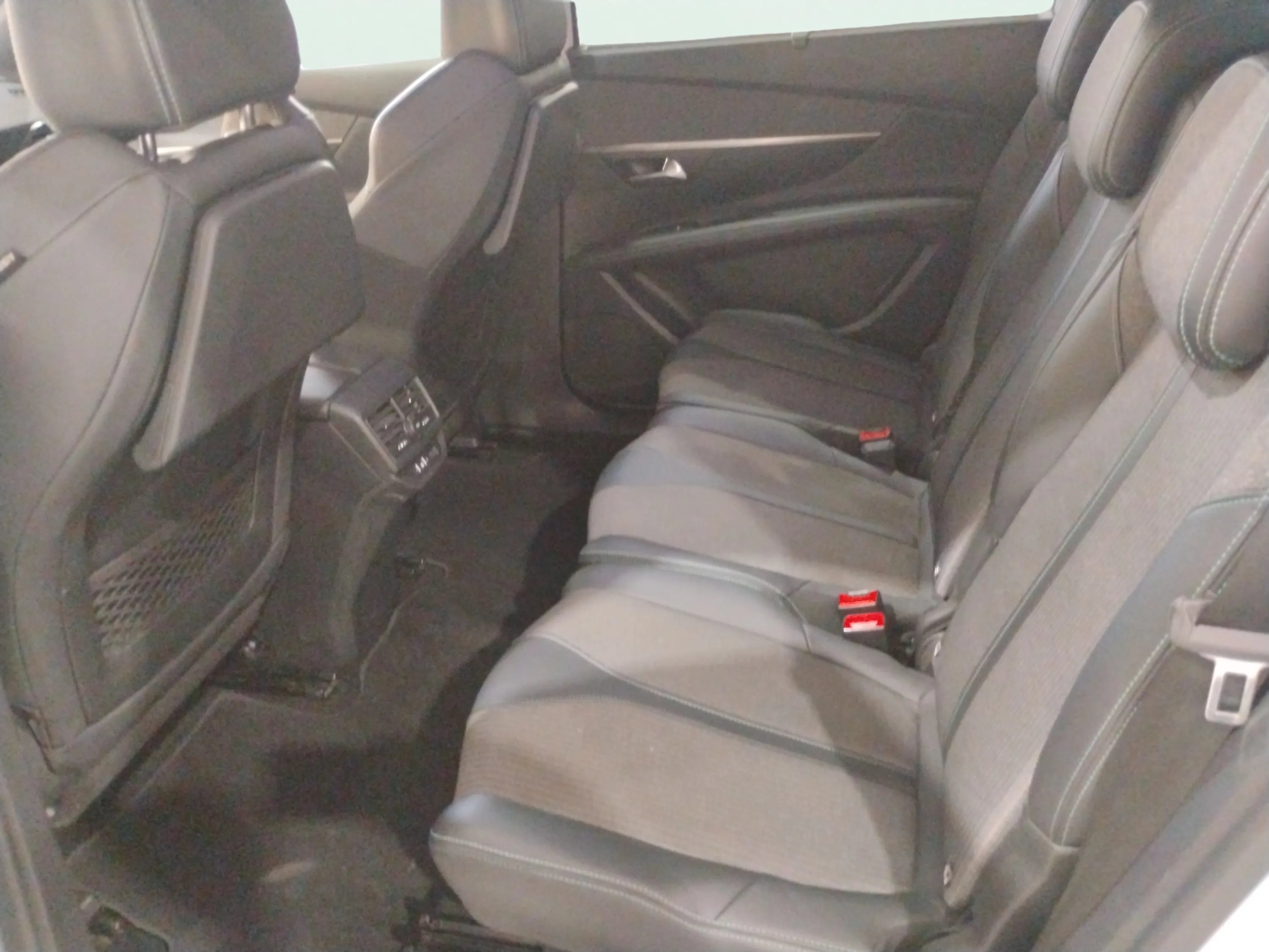 Peugeot 5008 1.2 PureTech Allure Pack - foto 21