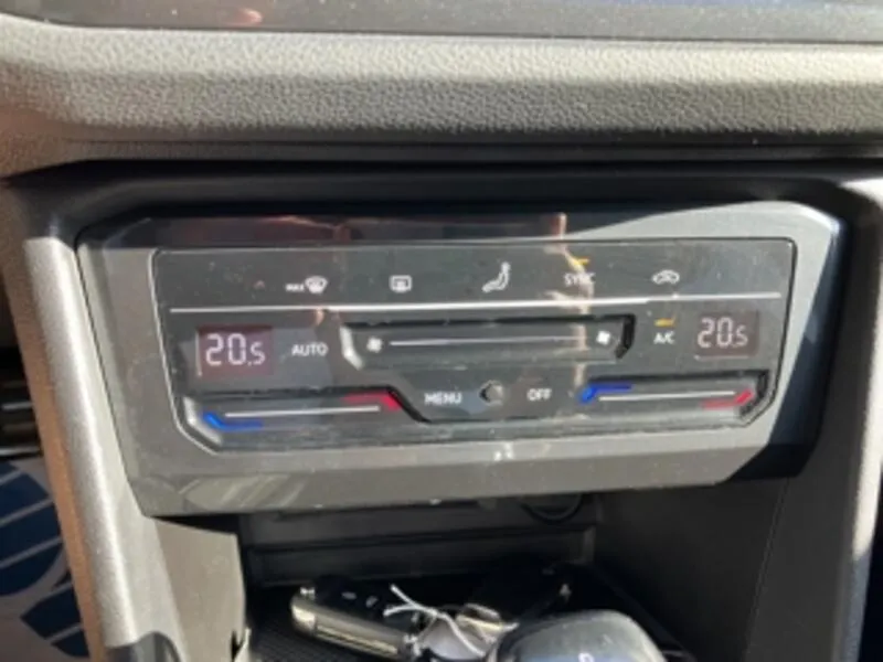 Volkswagen Tiguan R-Line 2.0 TDI DSG - foto 15