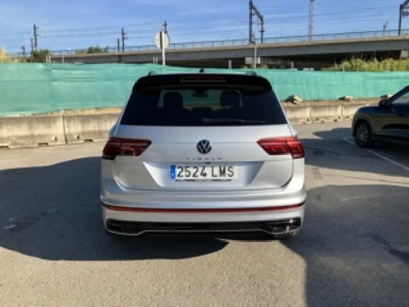 Volkswagen Tiguan R-Line 2.0 TDI DSG - foto 7