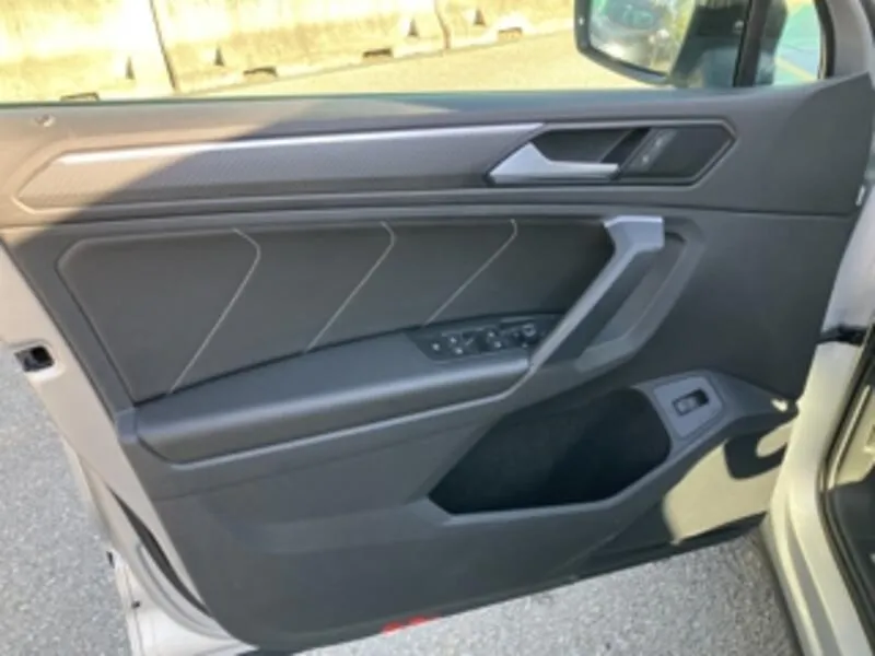 Volkswagen Tiguan R-Line 2.0 TDI DSG - foto 21