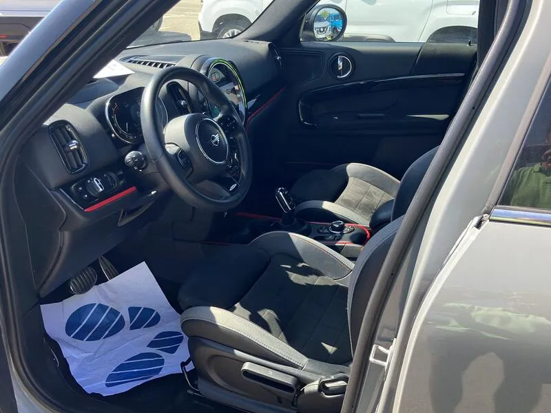 MINI Countryman Cooper SD ALL4 - foto 10