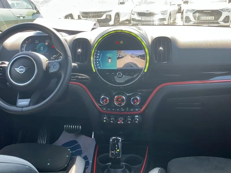 MINI Countryman Cooper SD ALL4 - foto 21