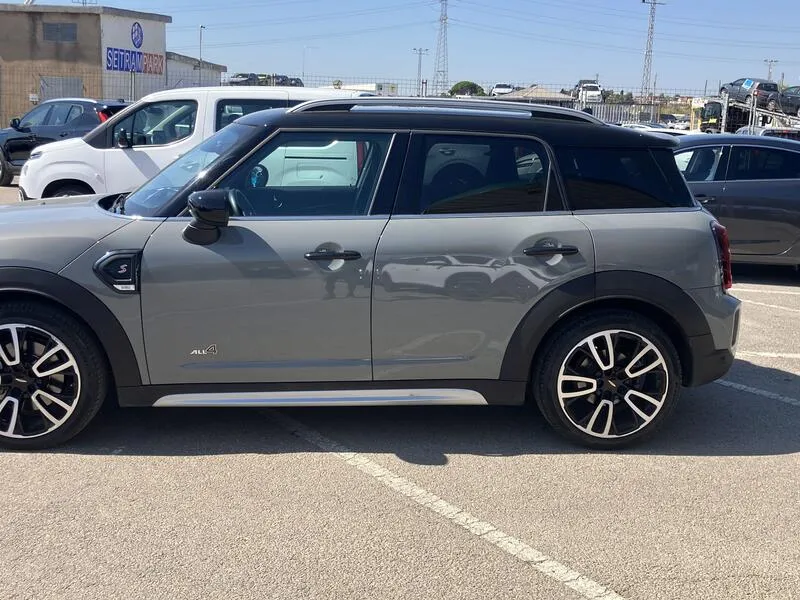 MINI Countryman Cooper SD ALL4 - foto 3