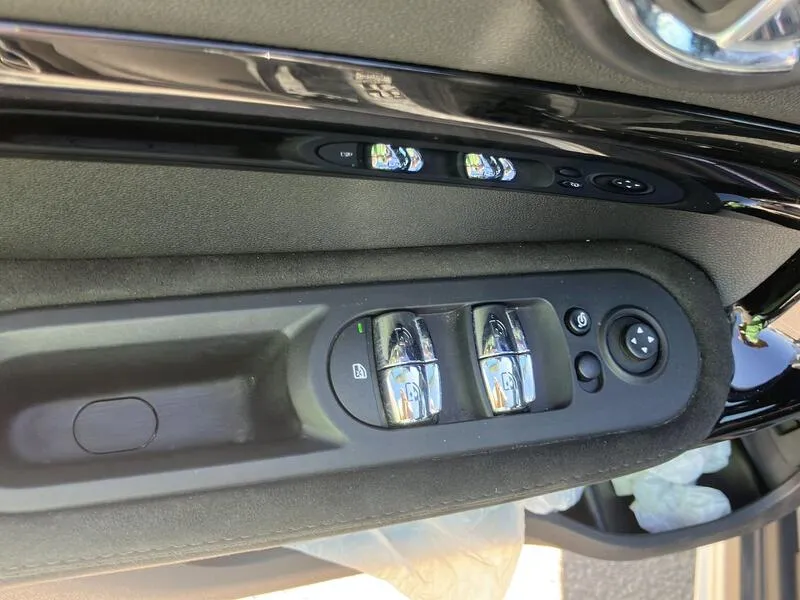 MINI Countryman Cooper SD ALL4 - foto 12