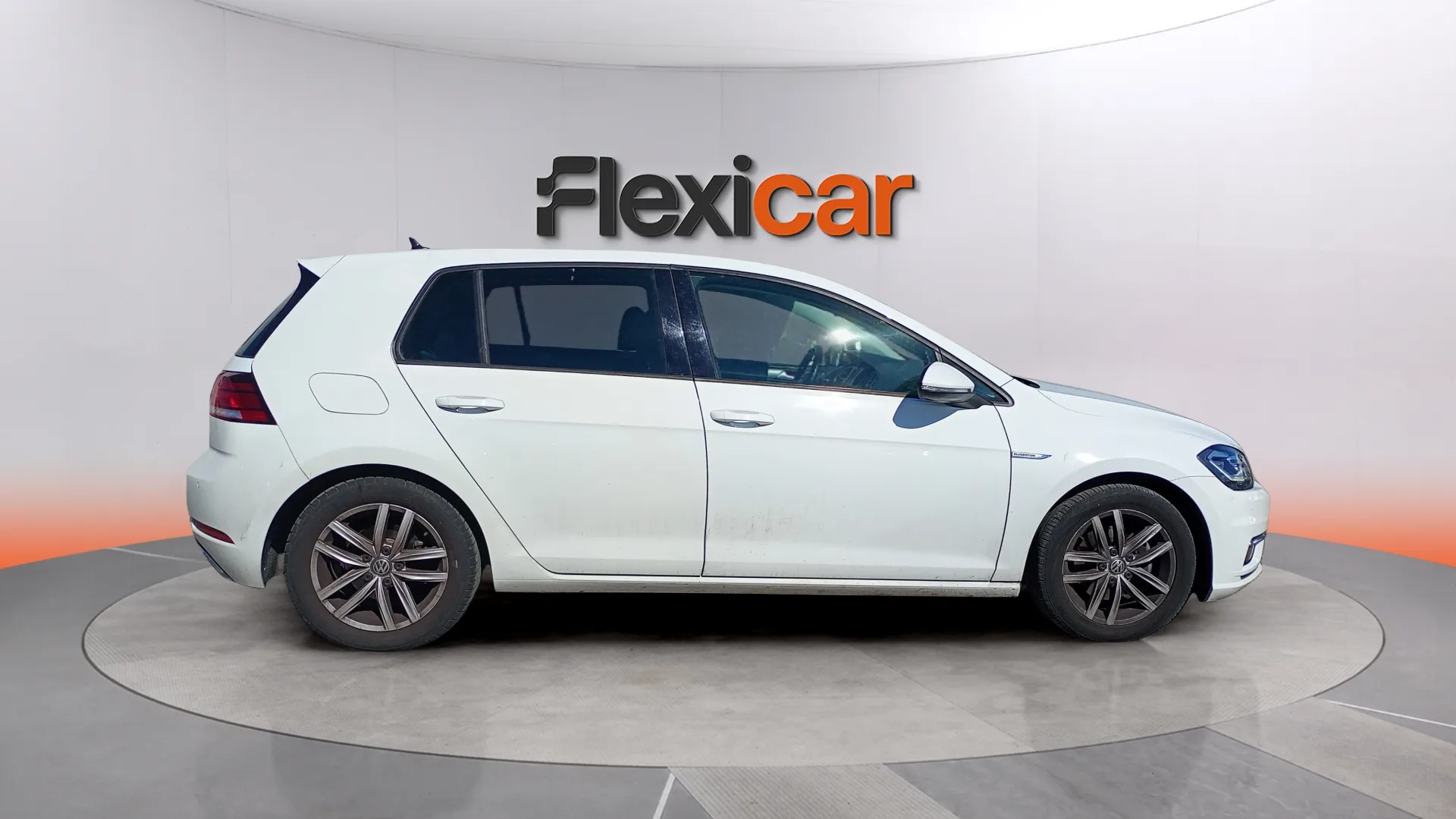 Volkswagen Golf Advance 1.5 TSI EVO DSG - foto 6