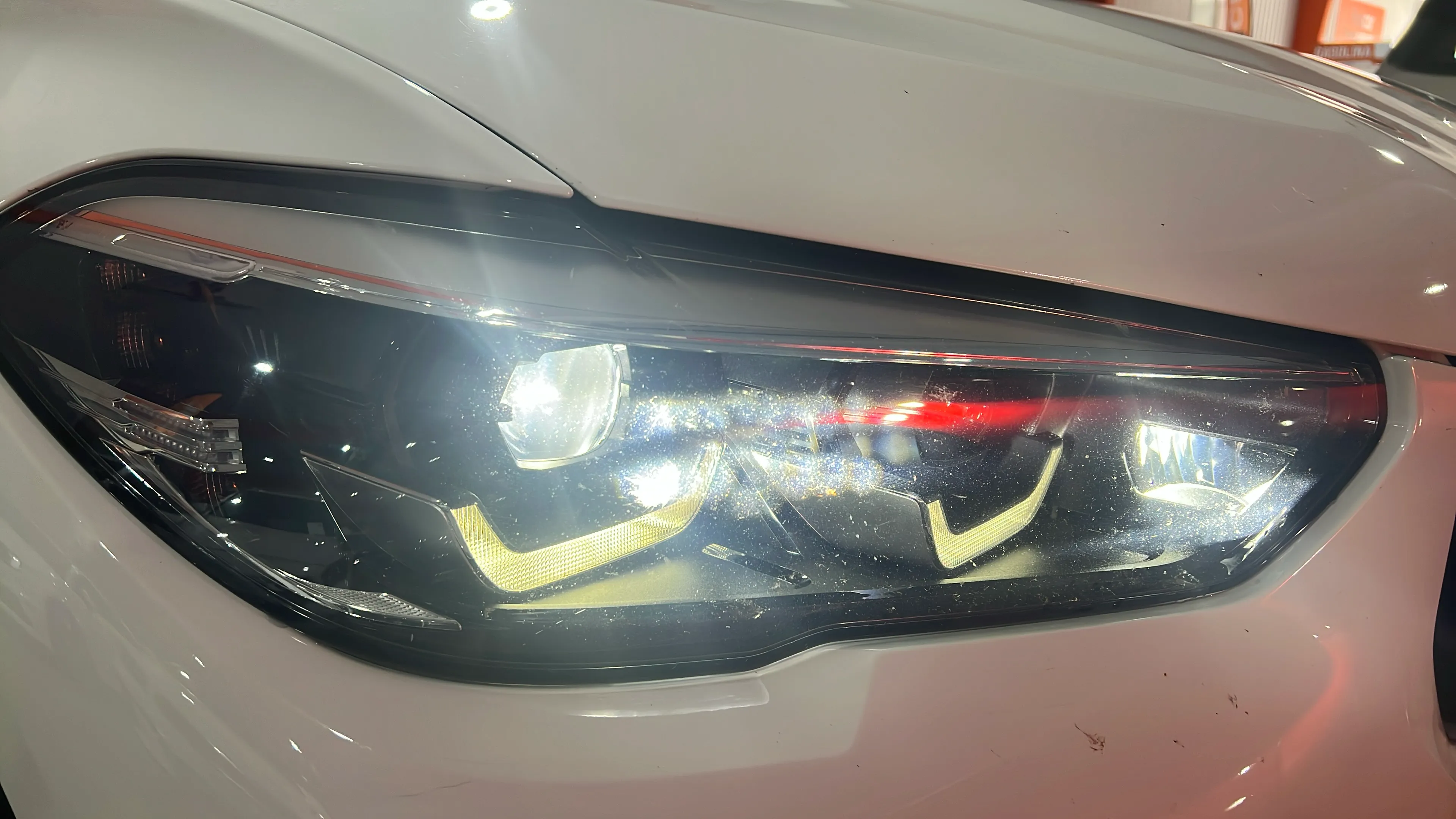 BMW X5 xDrive40i - foto 21