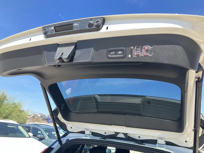 Volvo XC40 Recharge Twin Eléctrico Pro AWD - foto 24